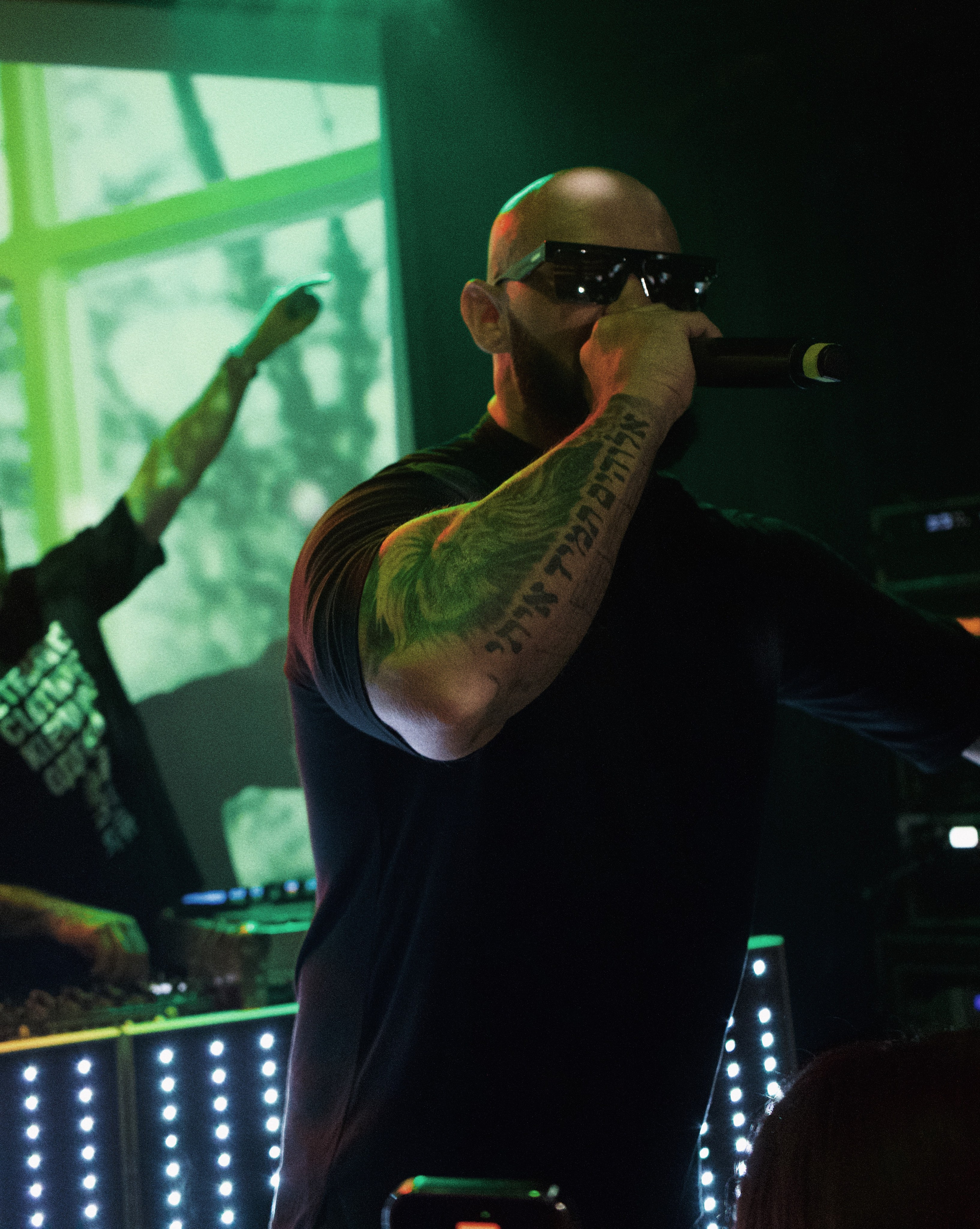 DZHIGAN. NOIZOMAX Художественный фотограф в Дубай