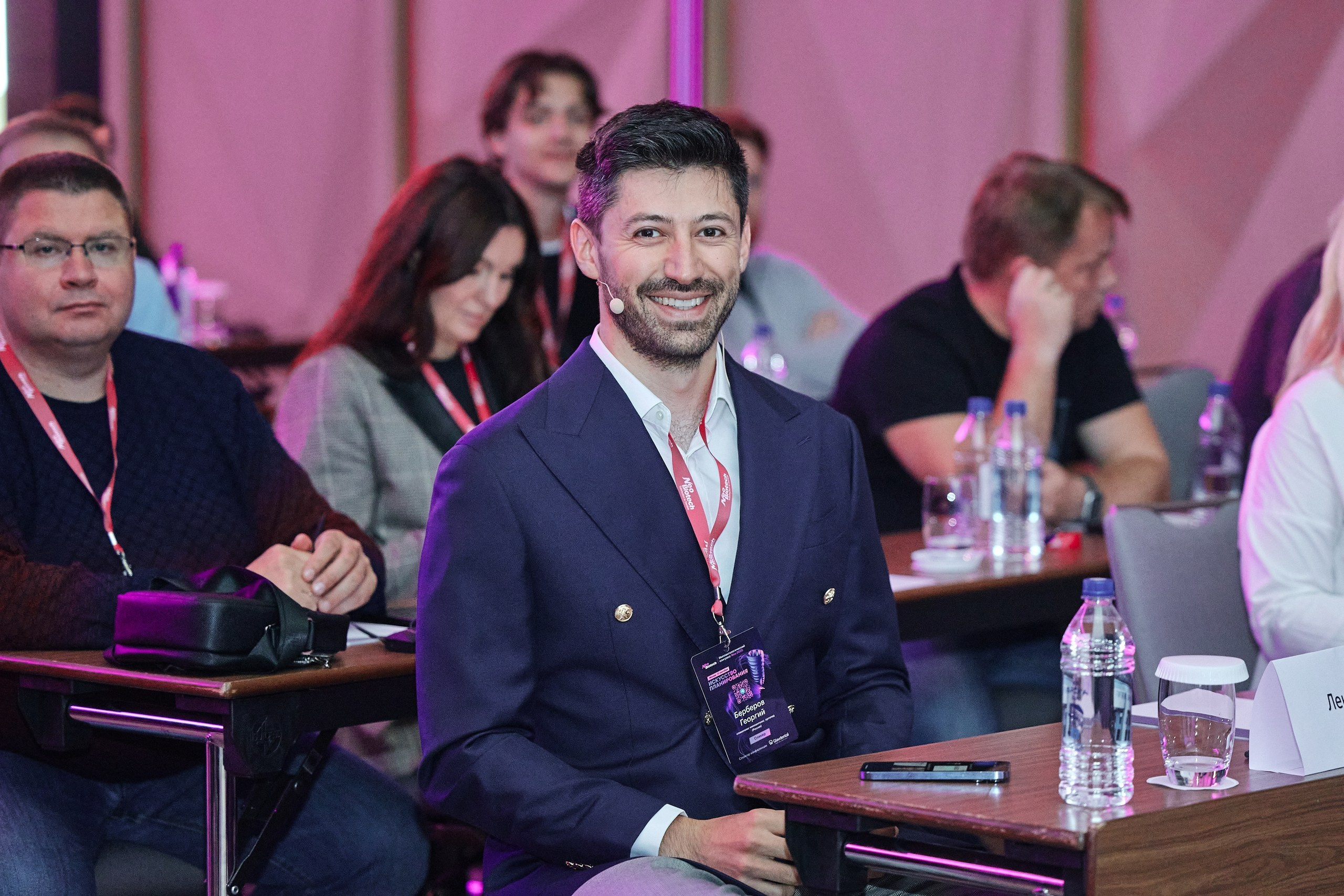 Конгресс имплантологов Neo Biotech 2025. Антон Артюшин, портретный фотограф. Москва