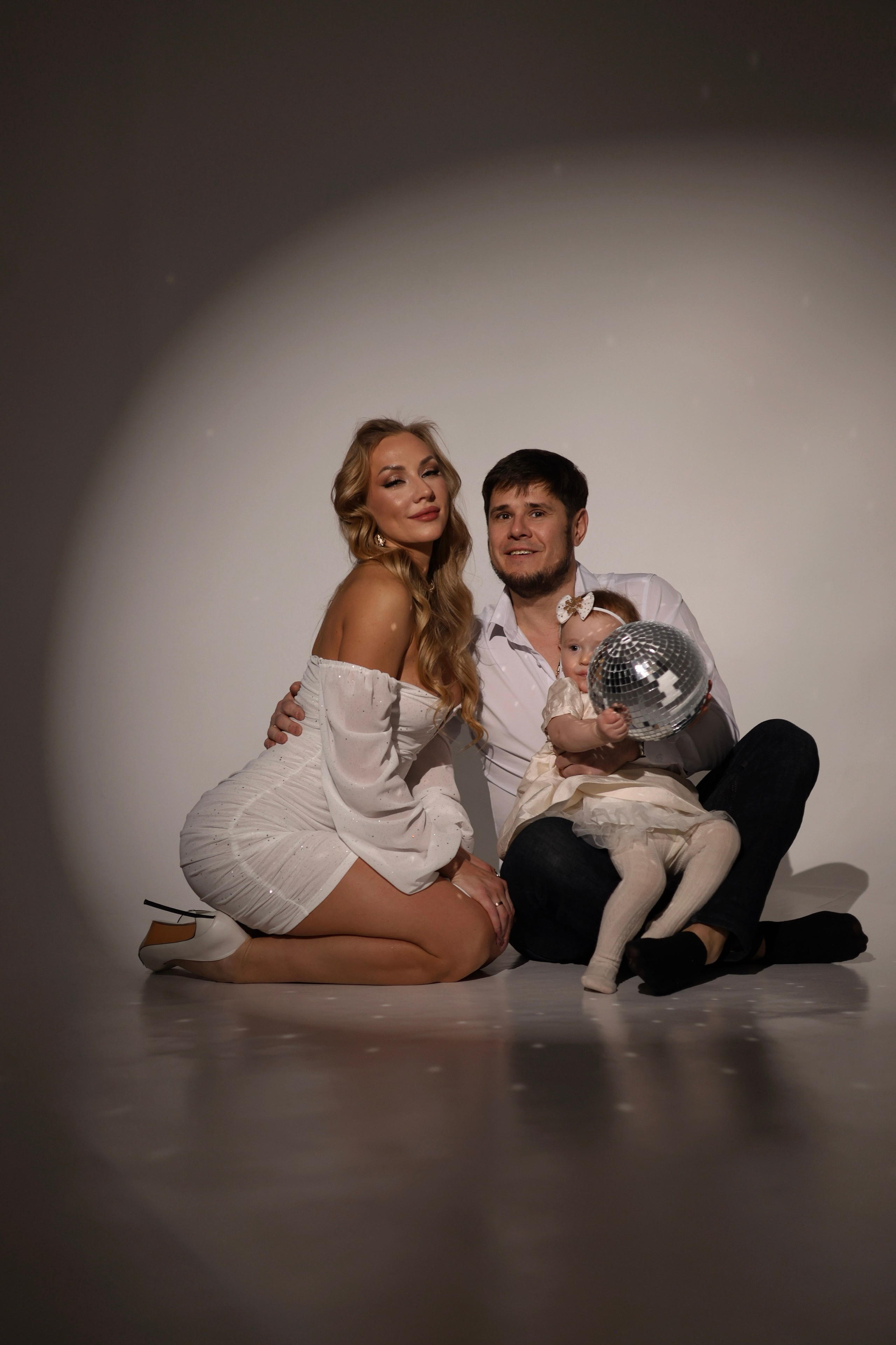 Новогодняя семейная. Главная