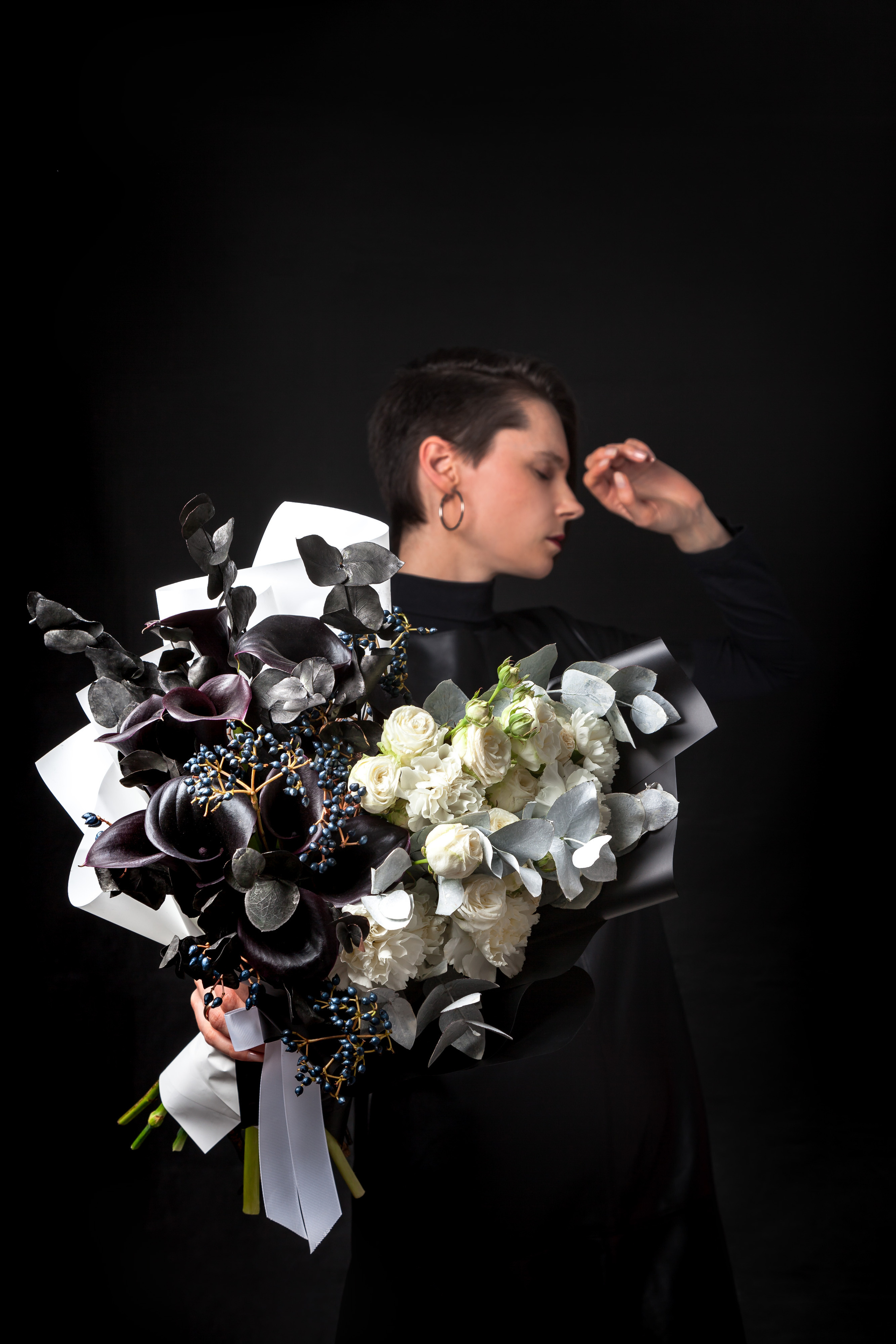 Черно-белый букет флорист Маргарита Гладкова, черные цветы