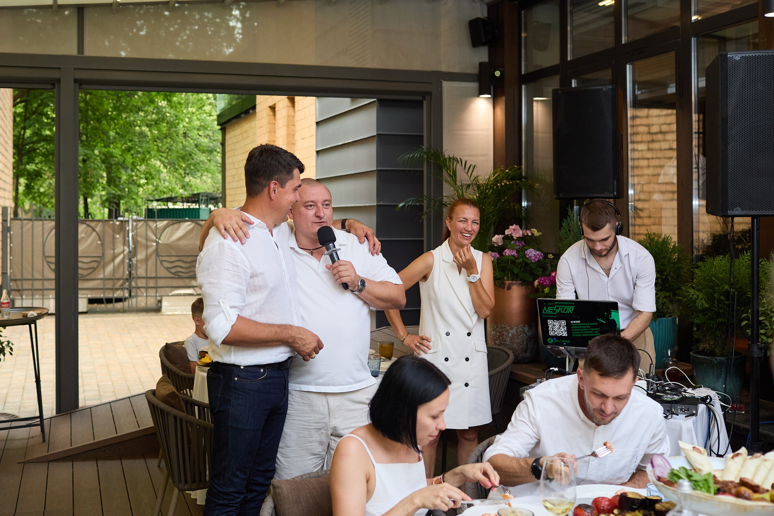 День Рождения 45 лет в ресторане «Ривьера». Александр Осин — корпоративный и семейный фотограф в Москве