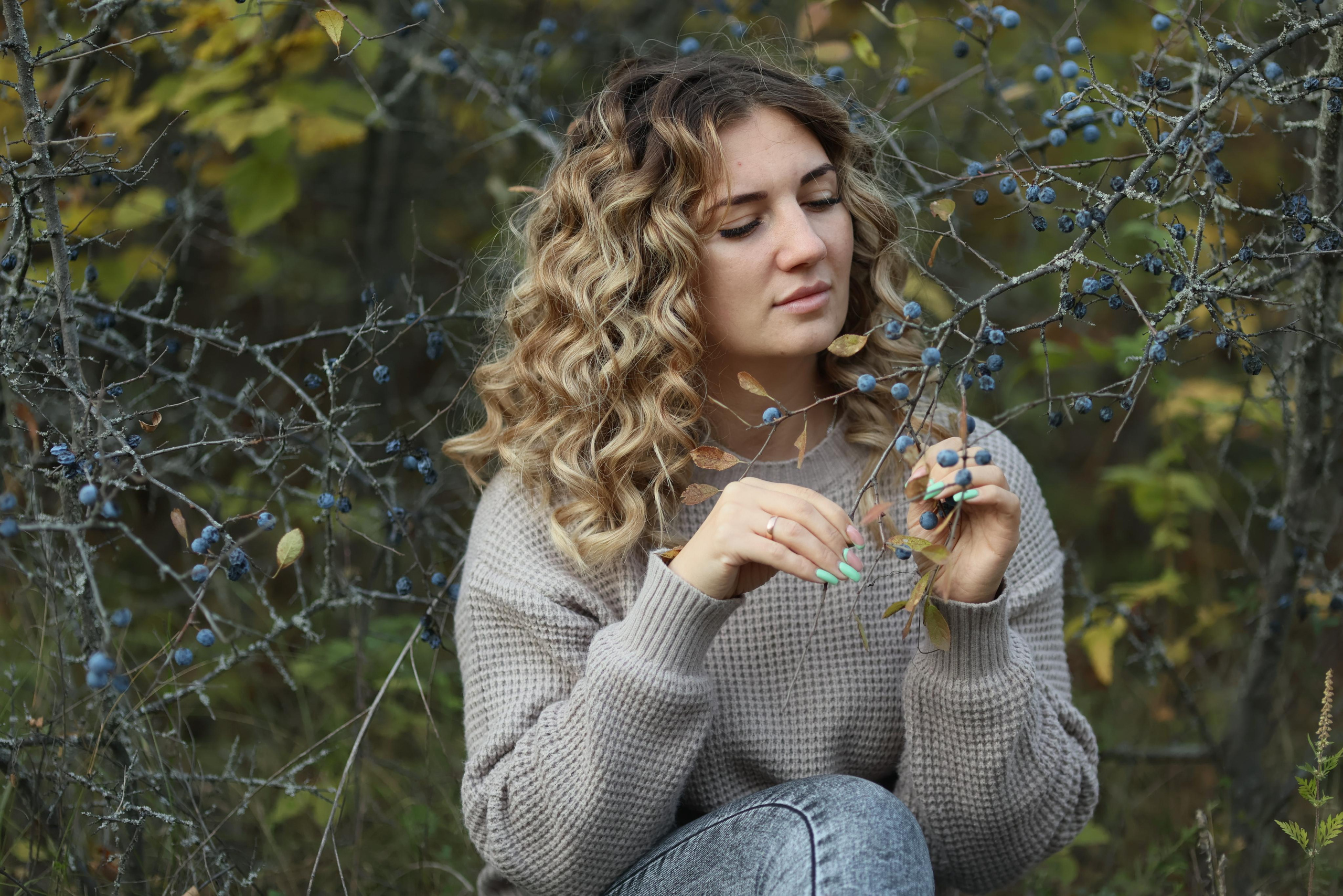 Карина в разрушенном храме. Анна Демидец — маркетолог и фотограф в Новошахтинске, Шахтах и Ростове-на-Дону и онлайн по РФ