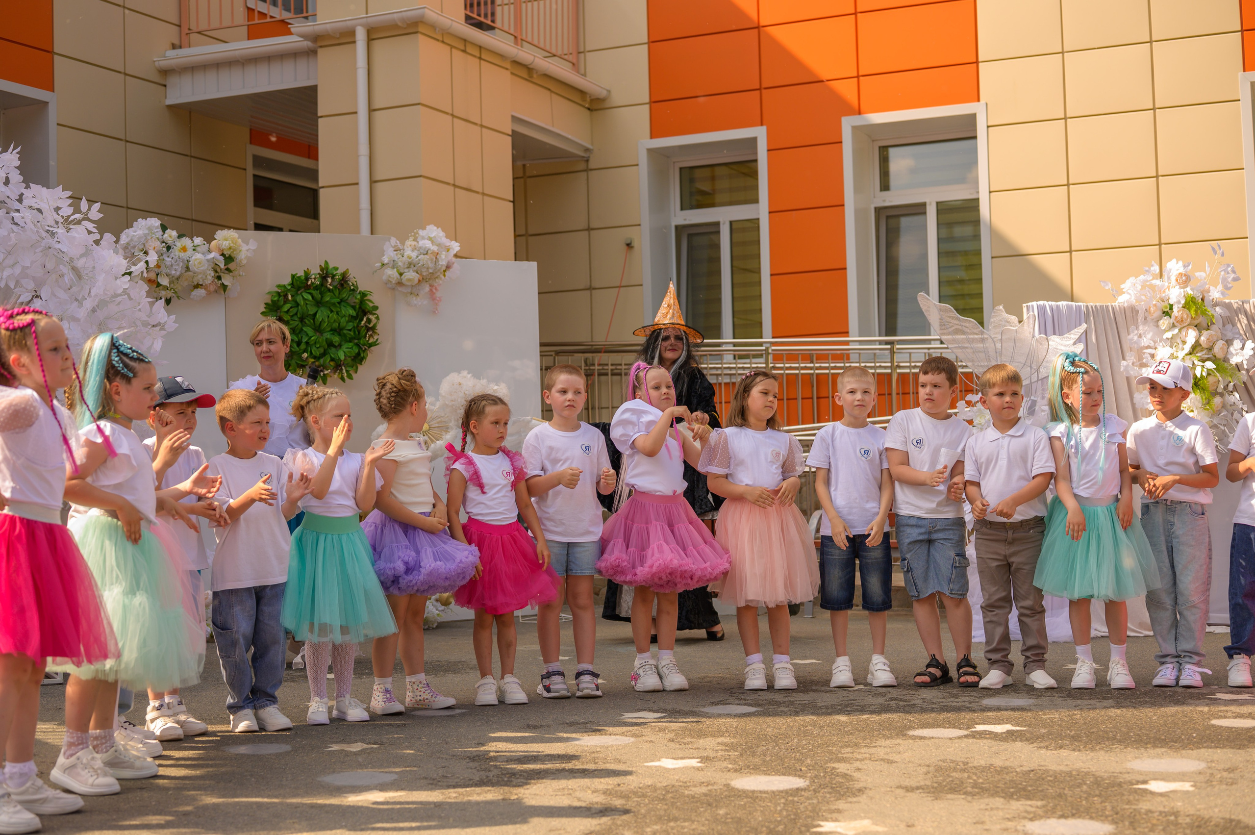 Репортаж выпускного группа «Фантазёры» 3 садик. Фотограф новорожденных, семейный детский в Тюмени Татьяна Морозова