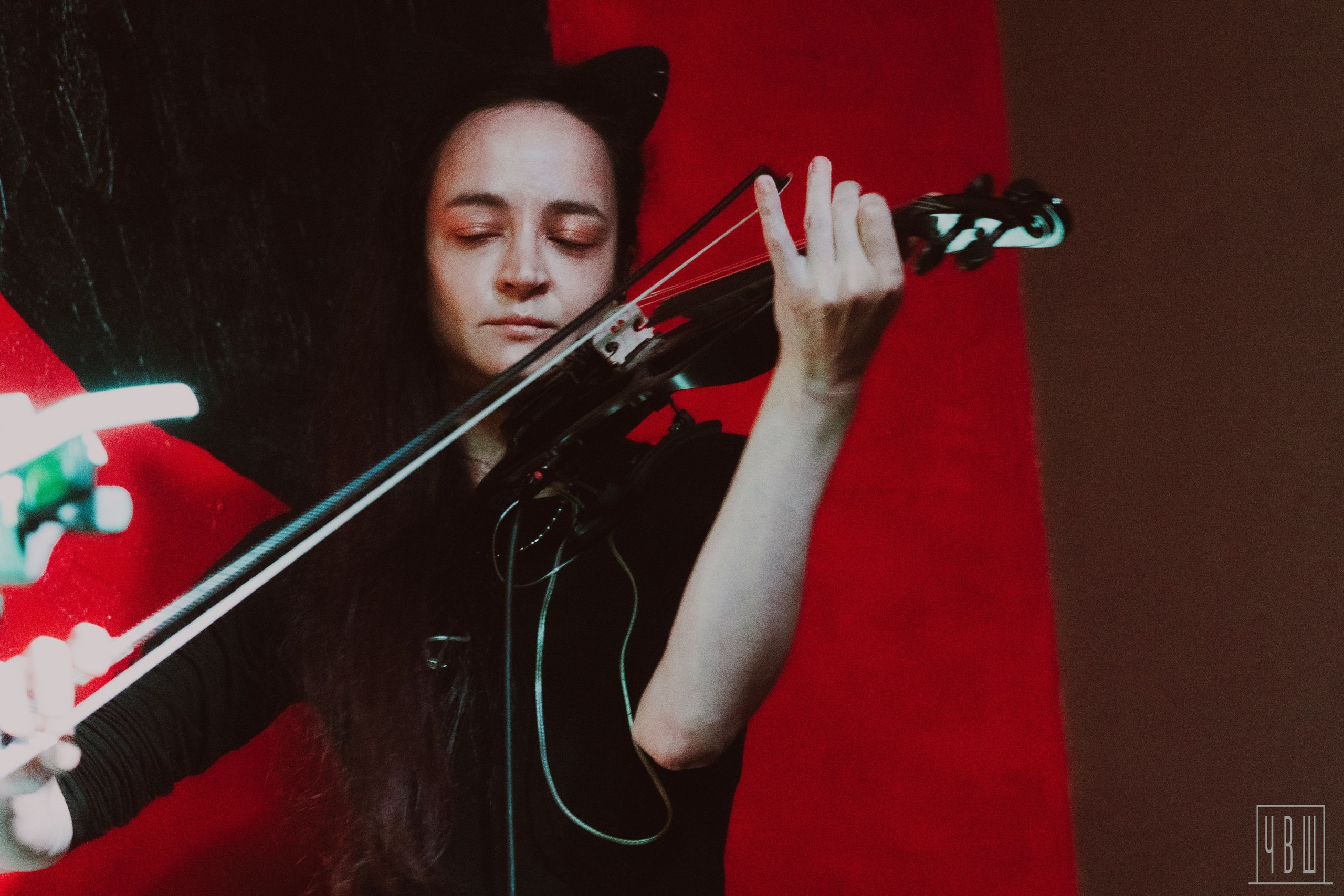 Бранимир, Акимов, Махова, 07.09.2025, Ящик. Человек в Шляпе