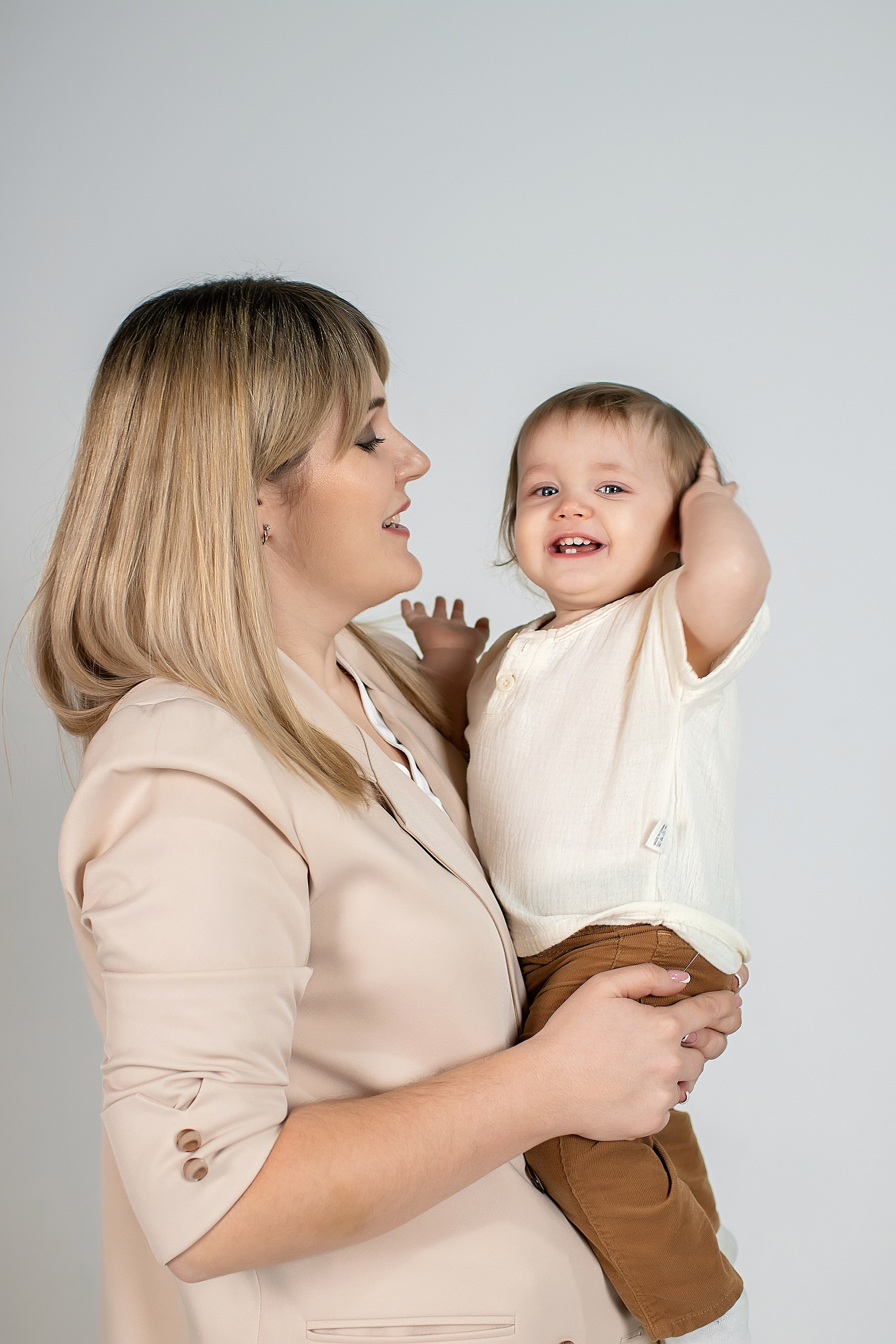 Минимализм, съемки на циклораме. Свадебный и семейный фотограф в Туле и Москве Полукарова Юлия