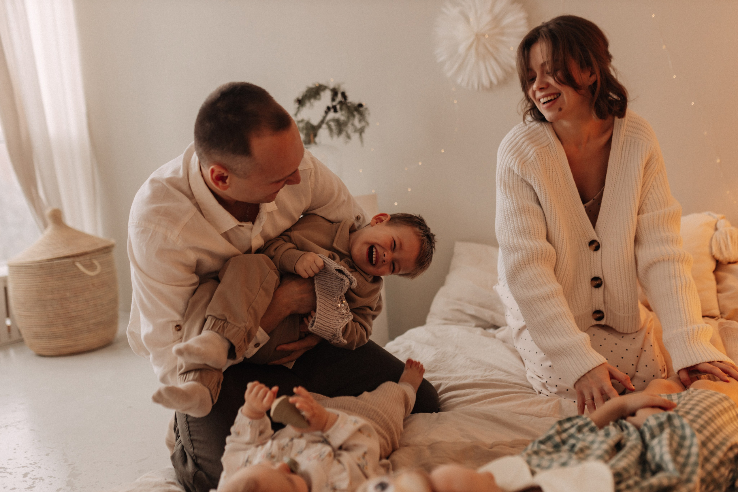 Юля и Саша с детками. Семейный фотограф Альбина Крутелева, Екатеринбург, Ревда