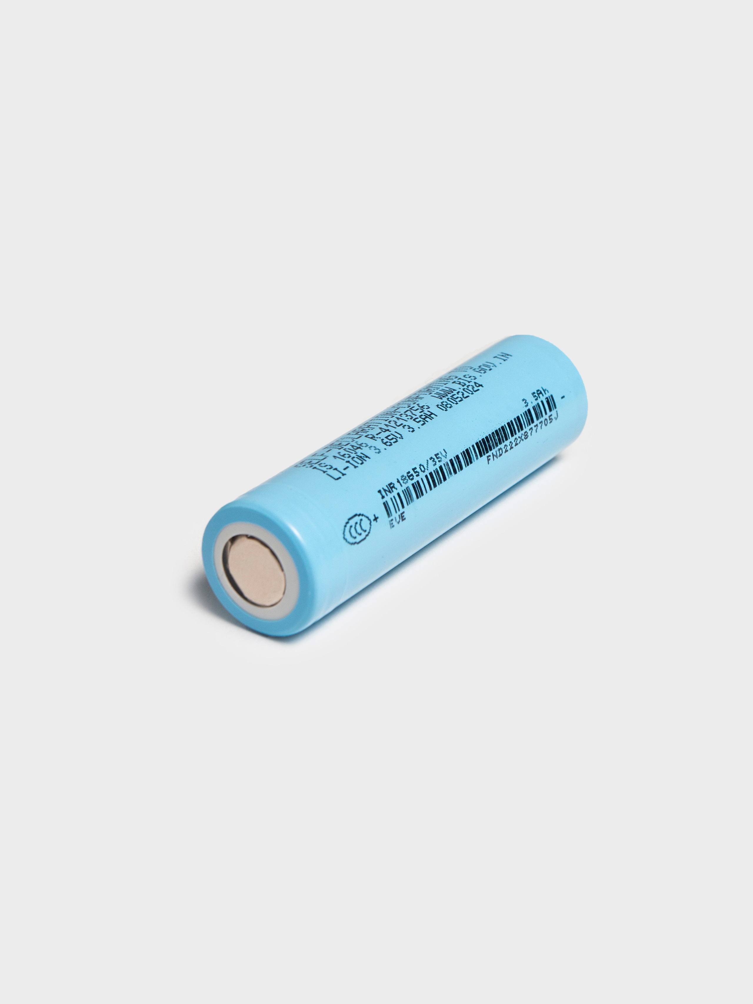 Аккумуляторы. Фотограф Злата Спицына