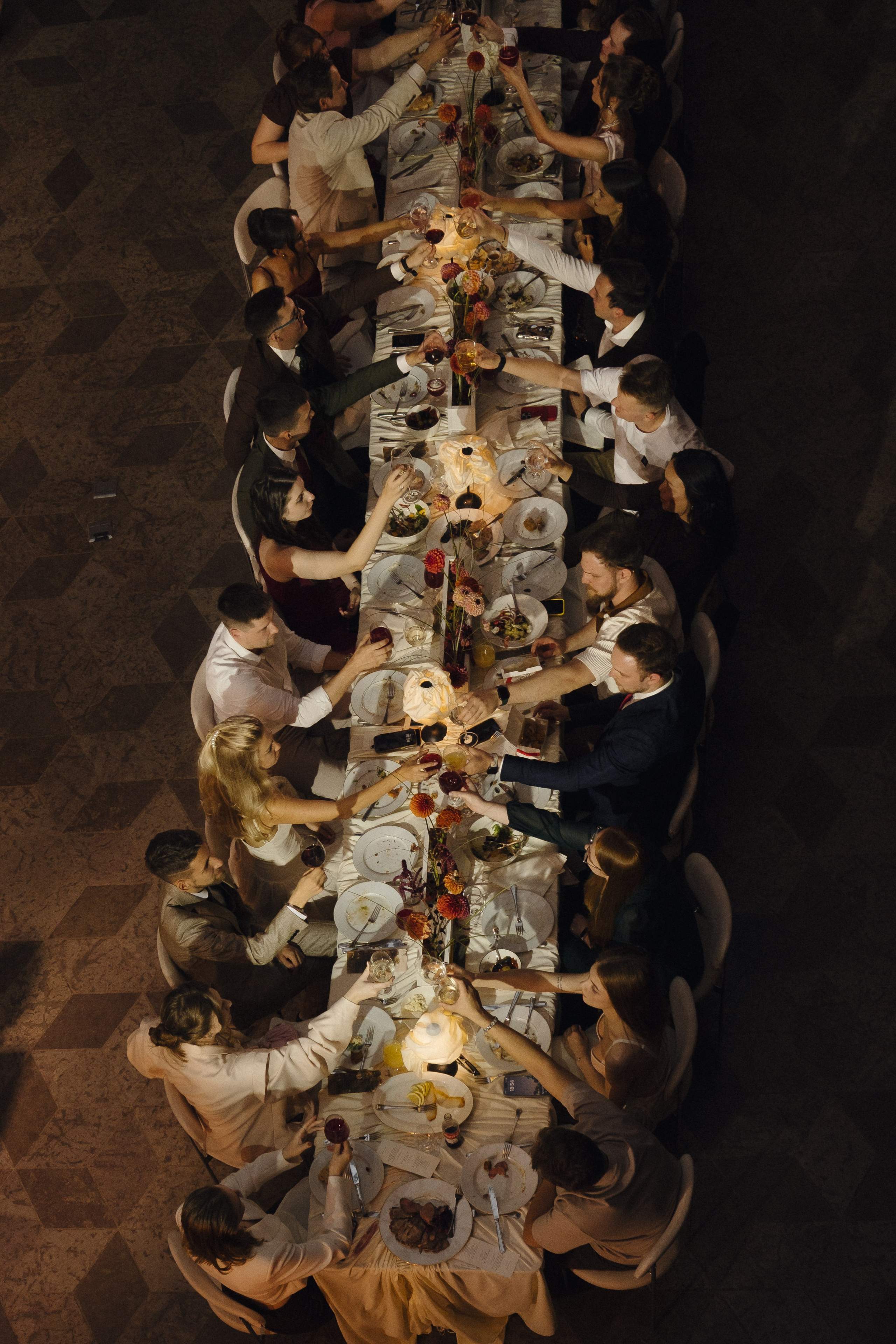 Свадьба в замке. Свадебный фотограф Таня Караисаева