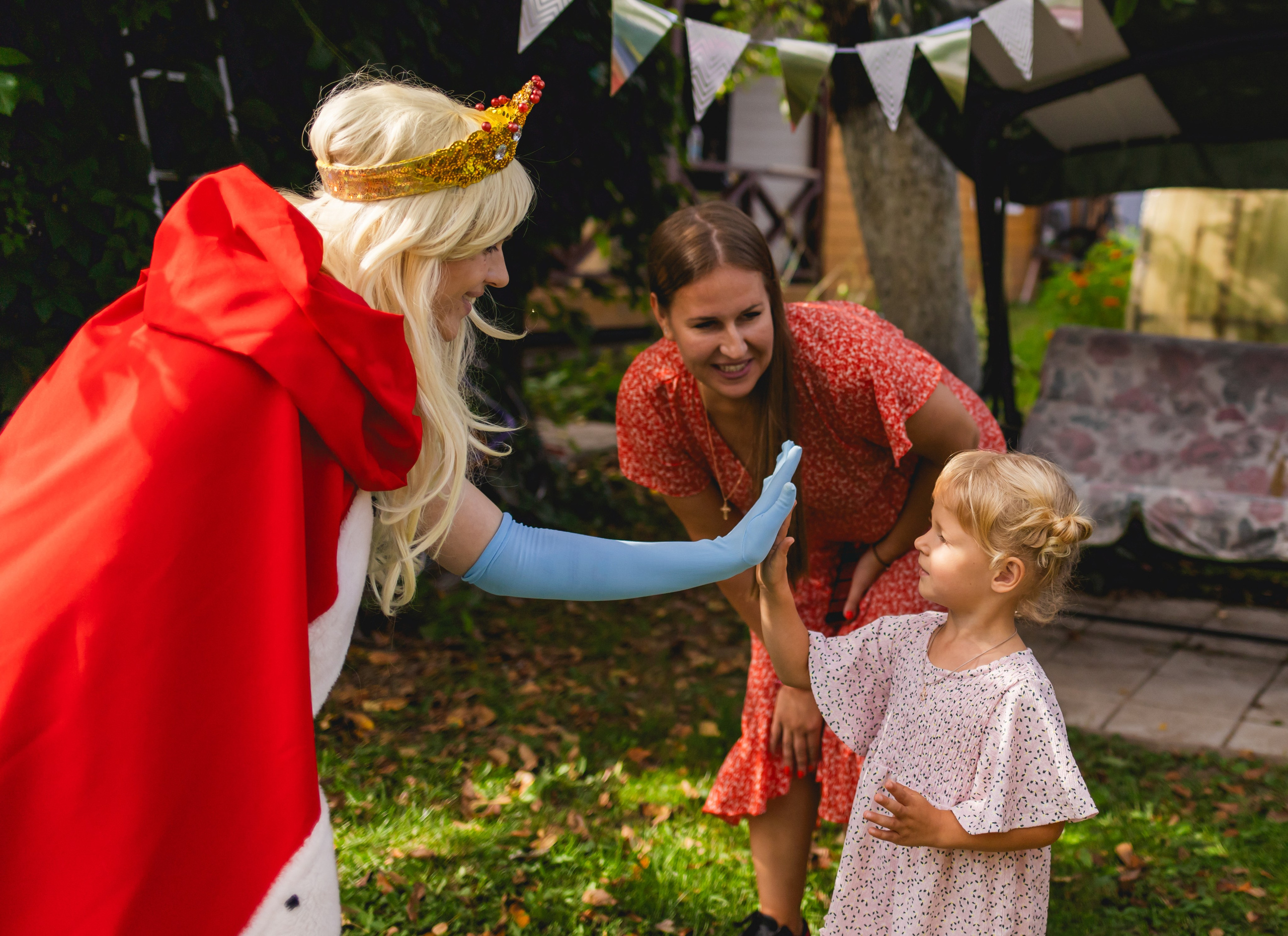 День Рождения Элизабет 🎂