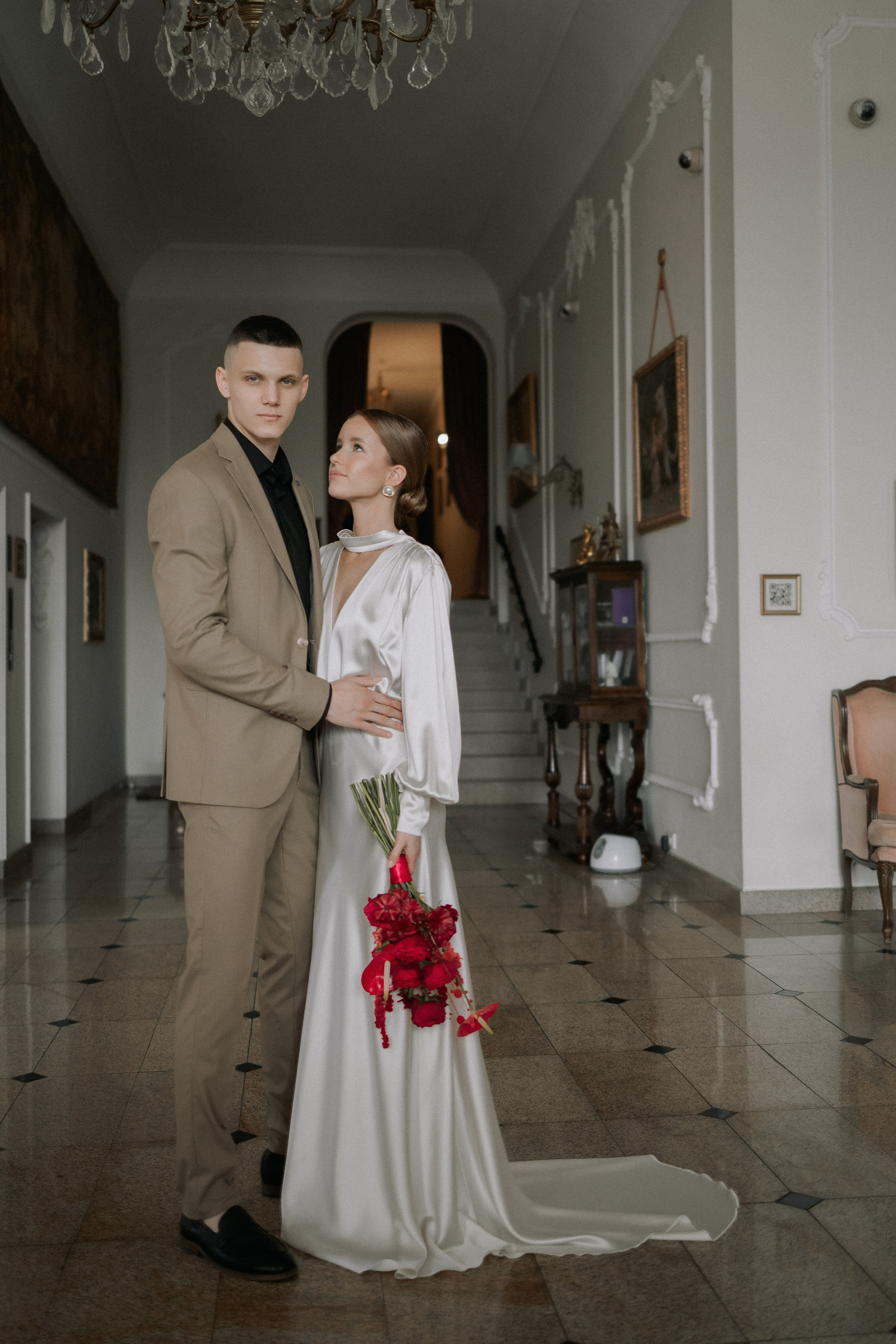 Свадебная прогулка Адель и Артём. Свадебная фотография. Арина Рубах