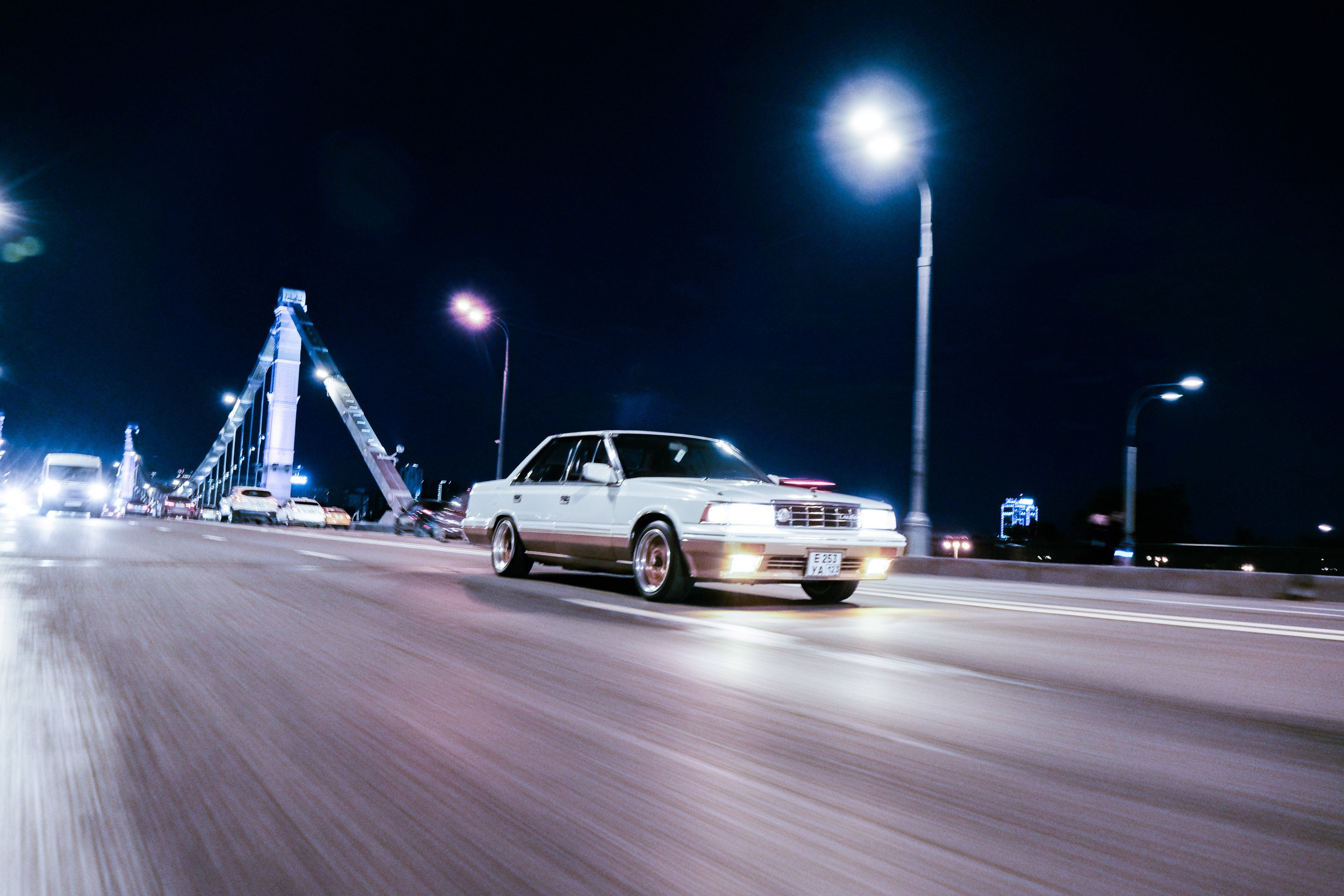 Автомобили и мотоциклы. Фотограф Женя Сальцын