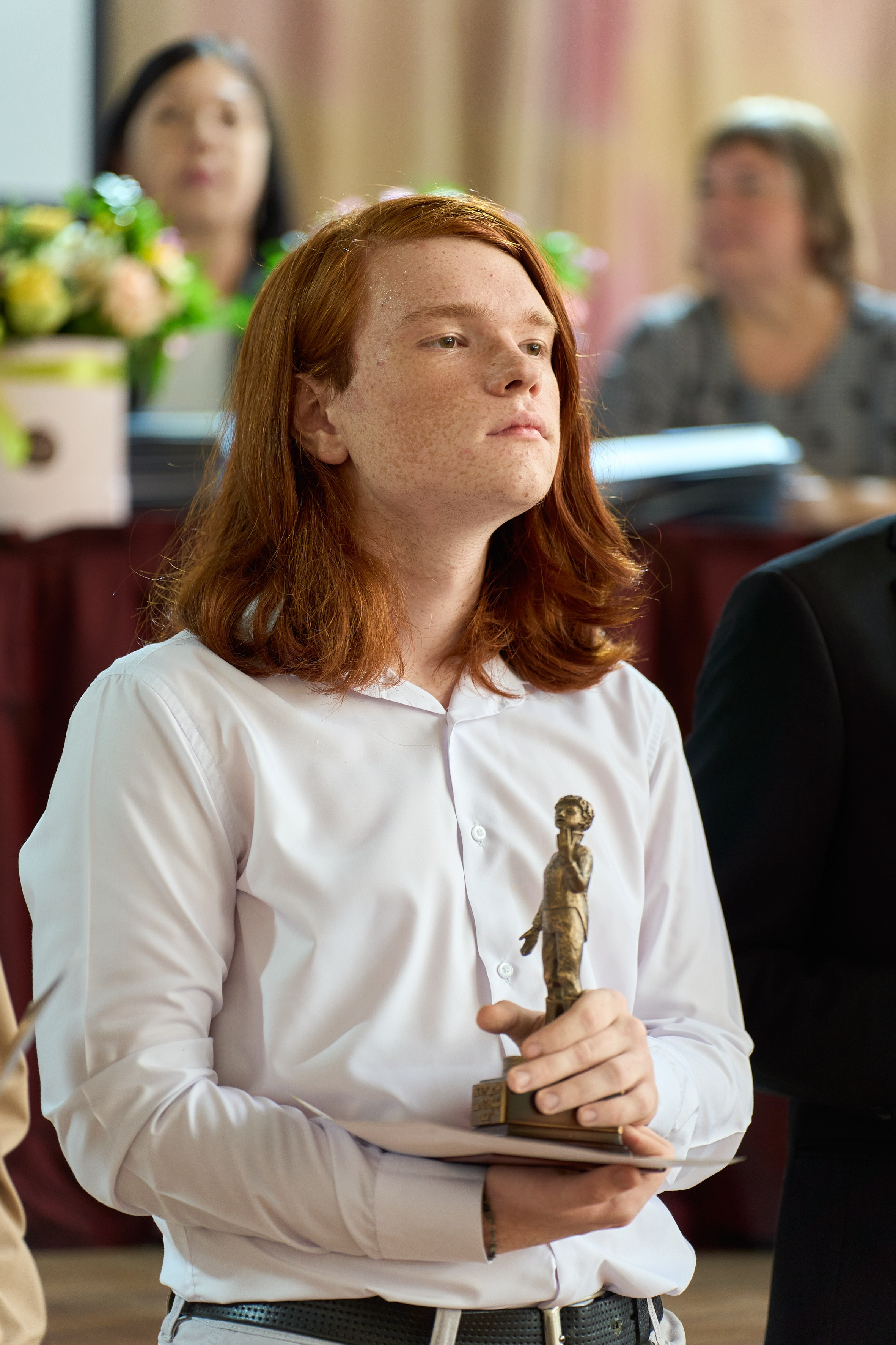 Вручение аттестатов 11 класс. Репортажный и портретный фотограф в Томске Ларионов Артём