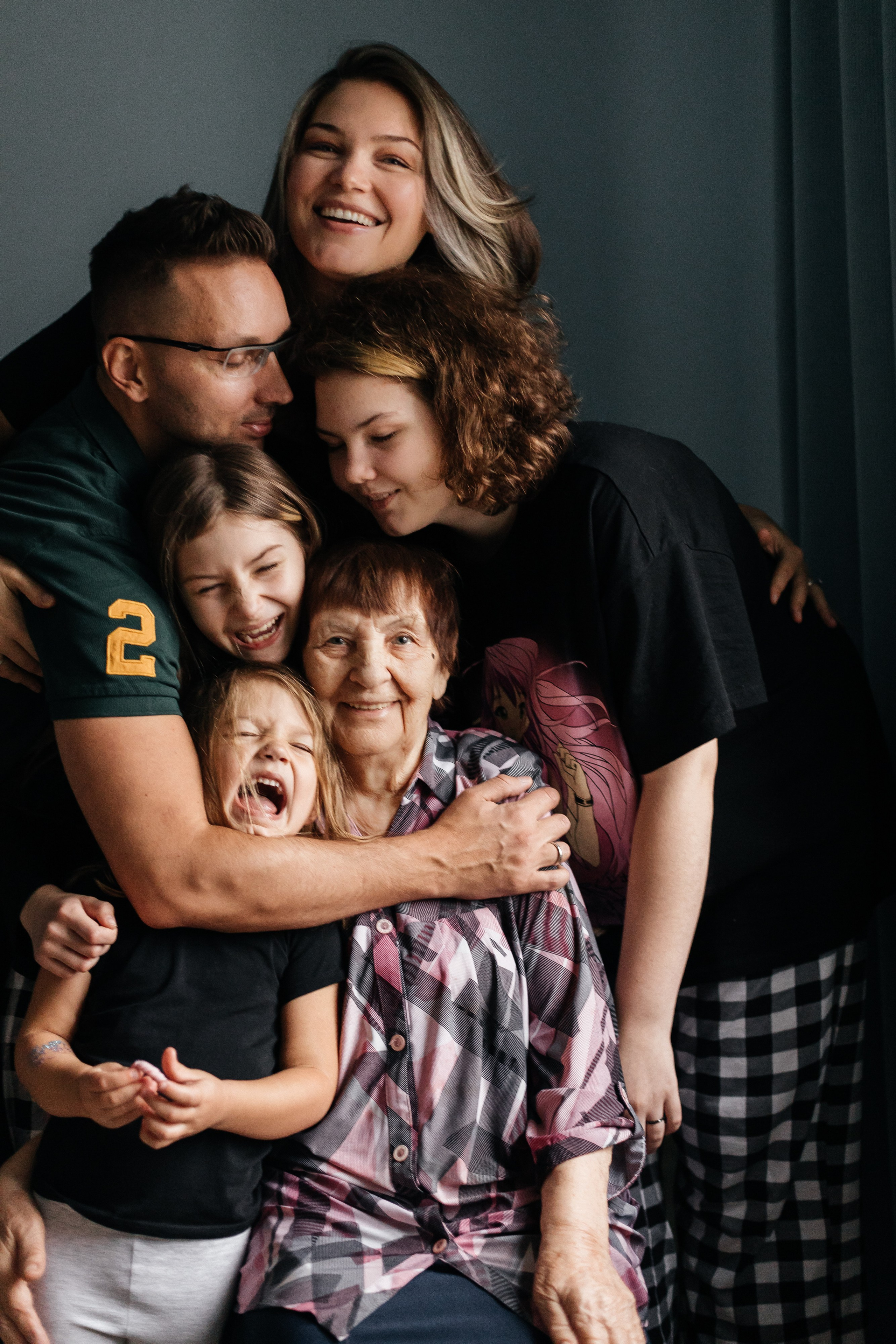 Игорь, Лера, Миля, Ксюша и Аня. Фотограф Таганрог Любимая Надя