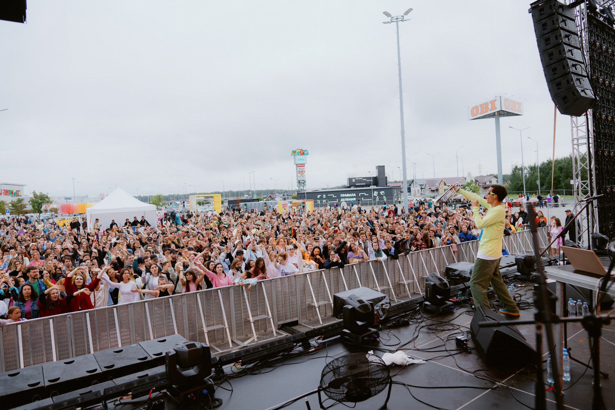 Dvor mega music festival. Photographer — ERASTOV