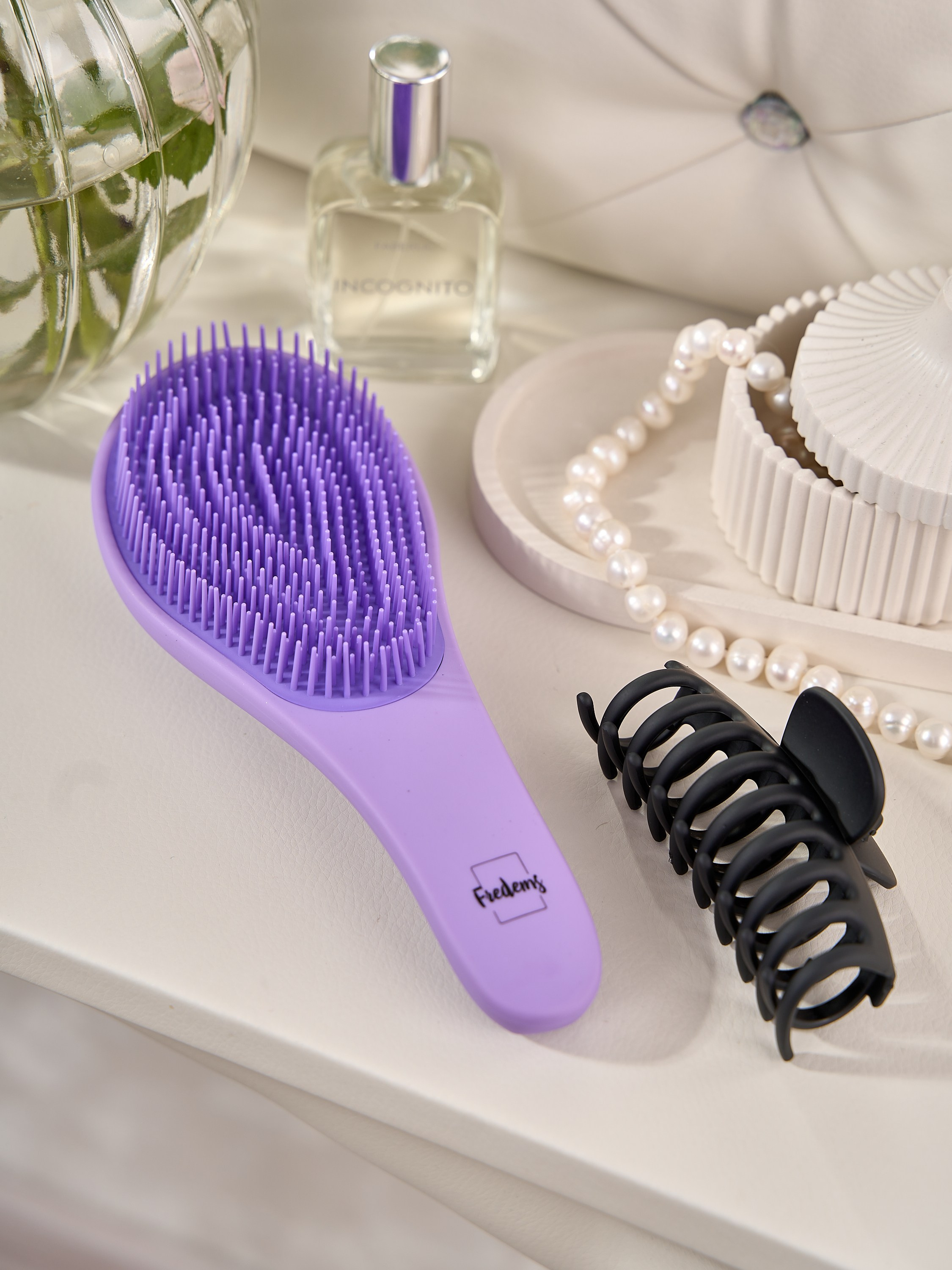 Полный комплект контента для расчёсок бренда «Fredems»