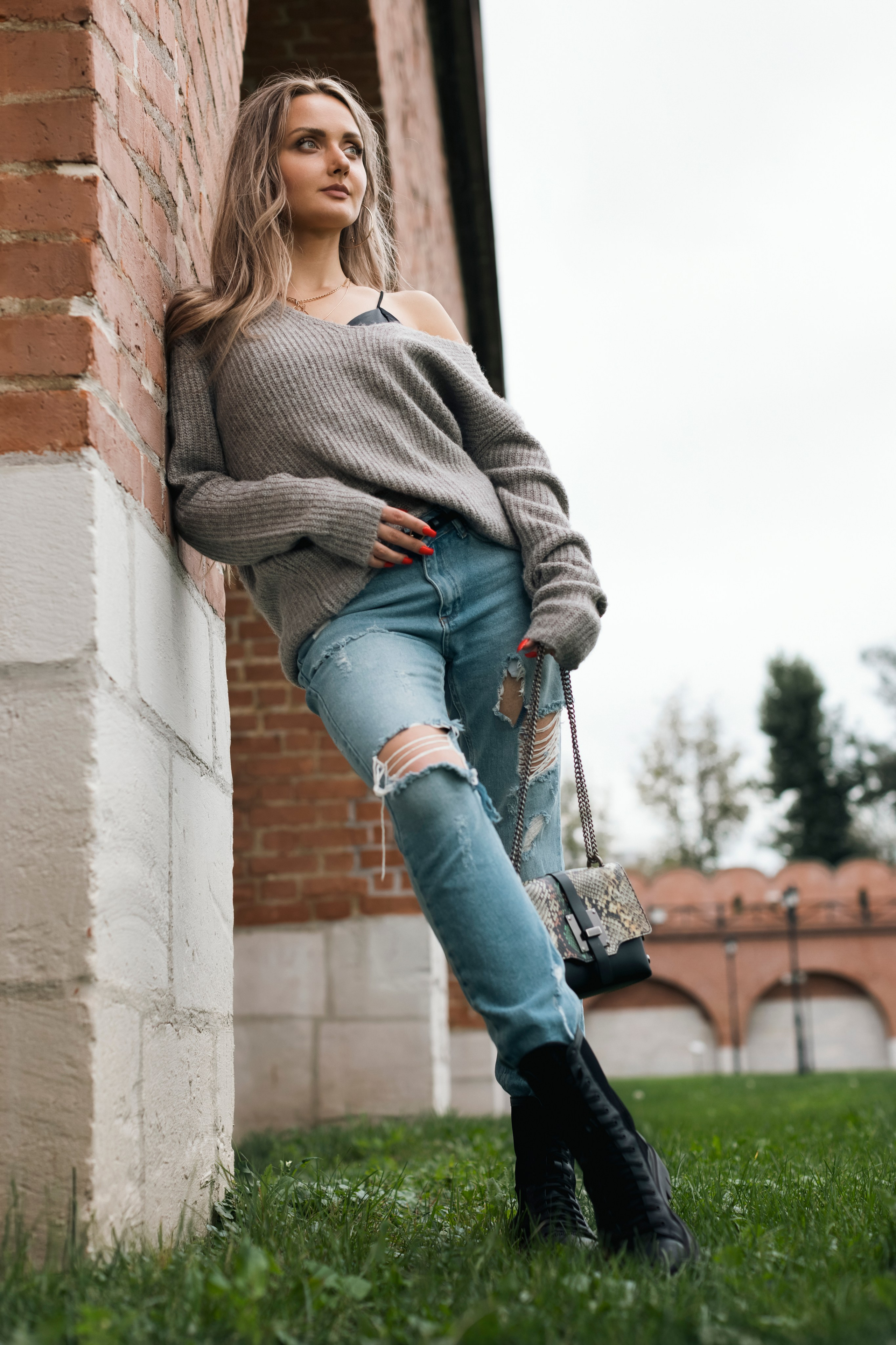 Оля, прогулочная фотосессия девушки в Туле, Искра. Фотограф в Туле — Борисов Николай