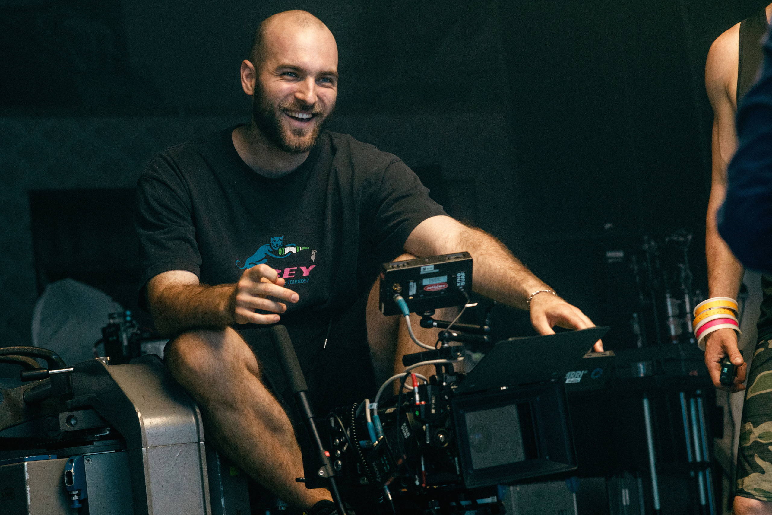 Бэкстейдж со съёмки Mark Miller для TINKOFF. Vetto Golos | Shooting in Dubai | Photographer