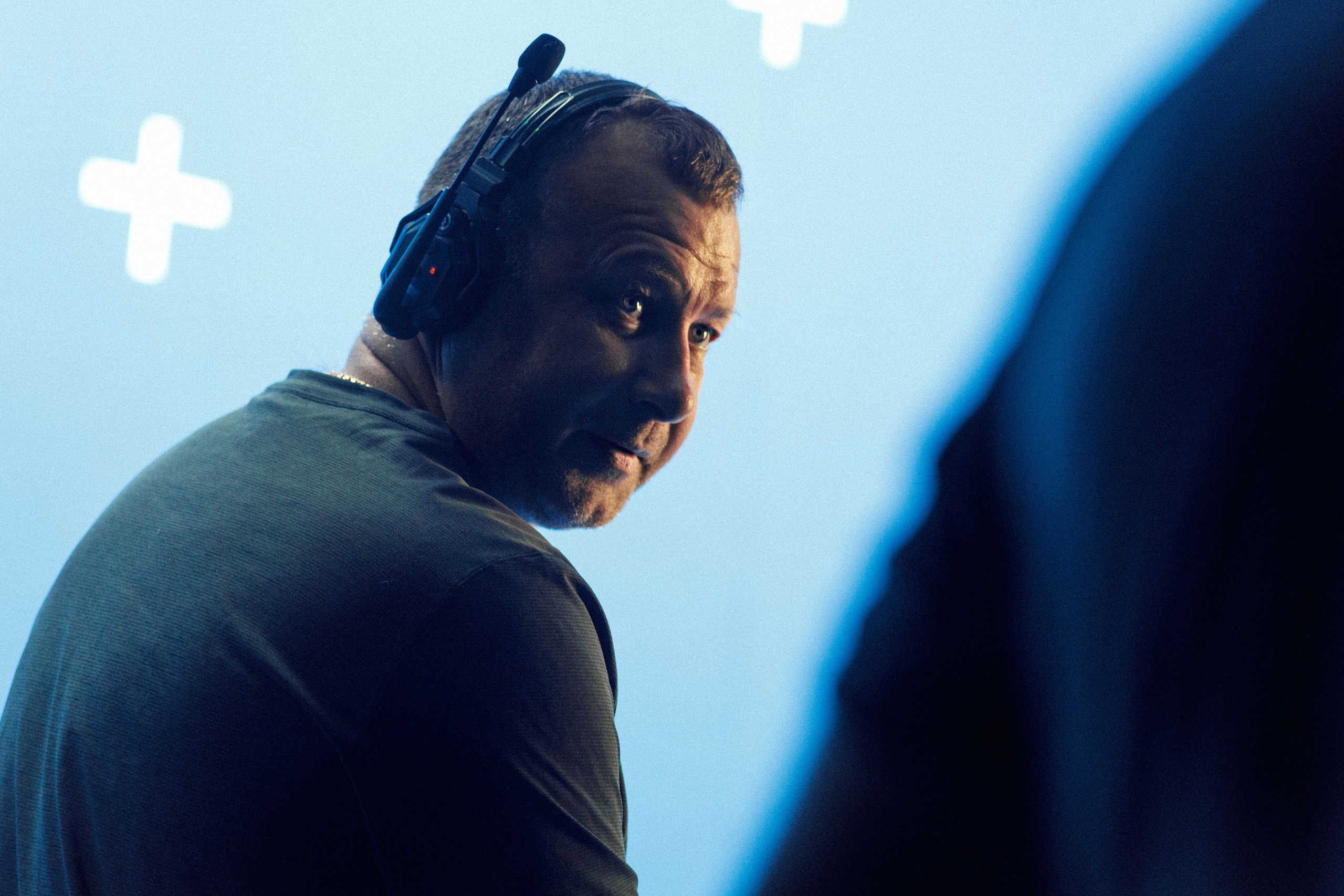 Бэкстейдж со съёмки Mark Miller для TINKOFF. Vetto Golos | Shooting in Dubai | Photographer