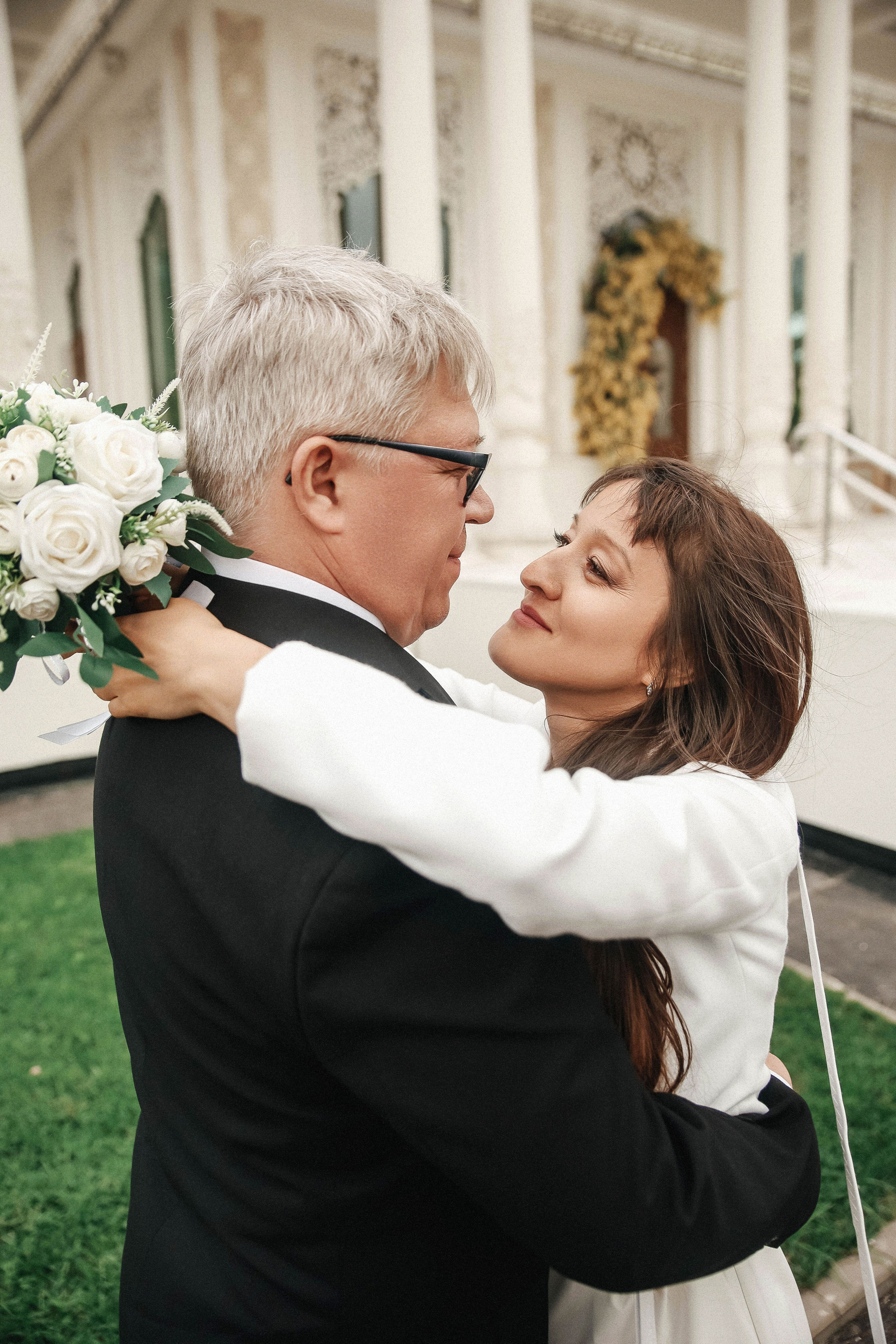 Свадебная фотосессия в Загсе Москва-Сити. Свадебный и семейный фотограф в Москве