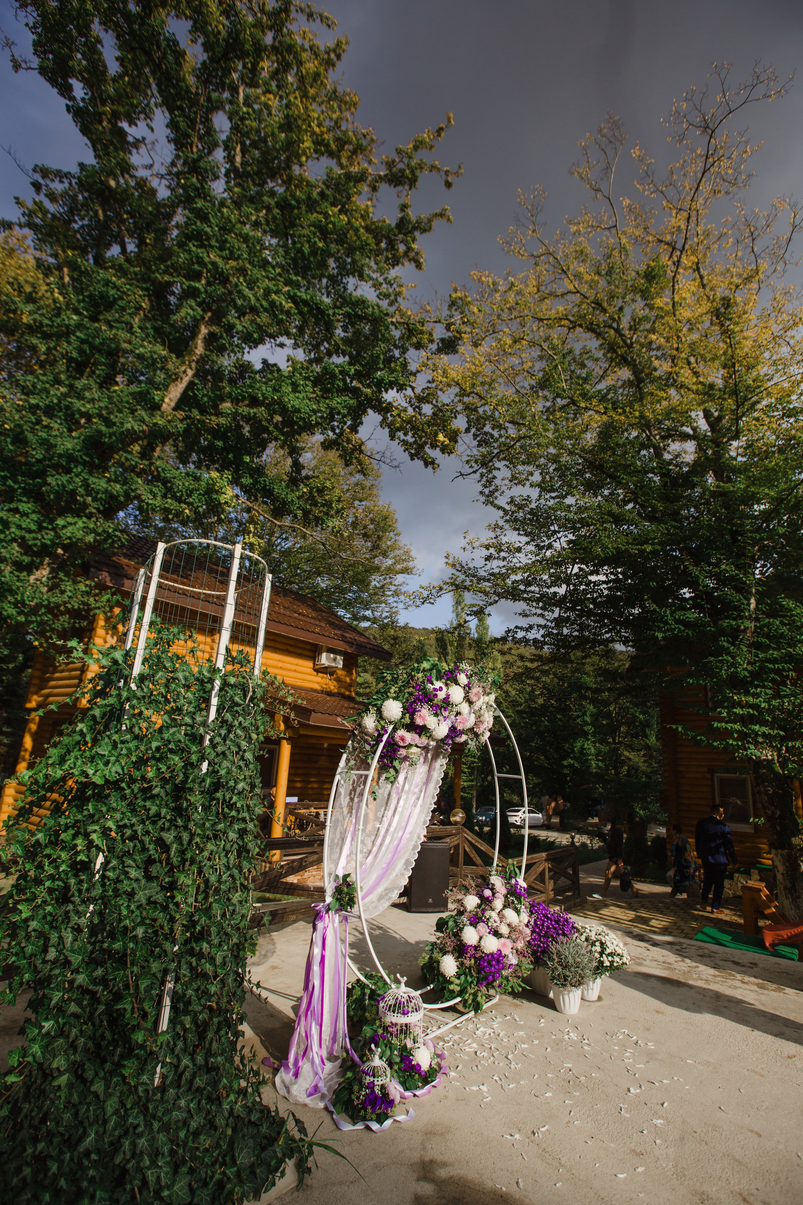 Свадьба в лесу. Свадебный и семейный фотограф в Краснодаре