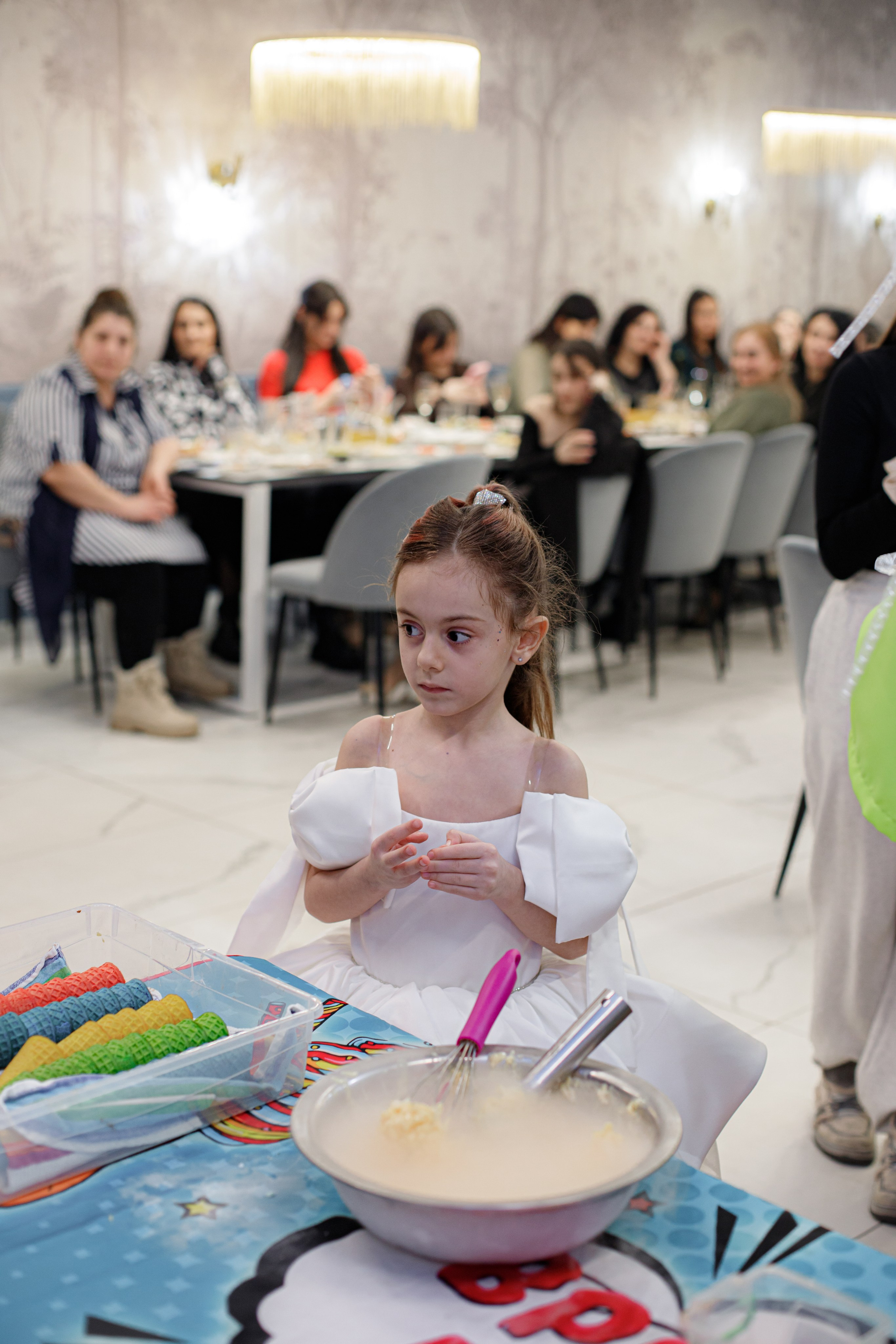 ASIA'S BIRTHDAY PARTY. Photokarish