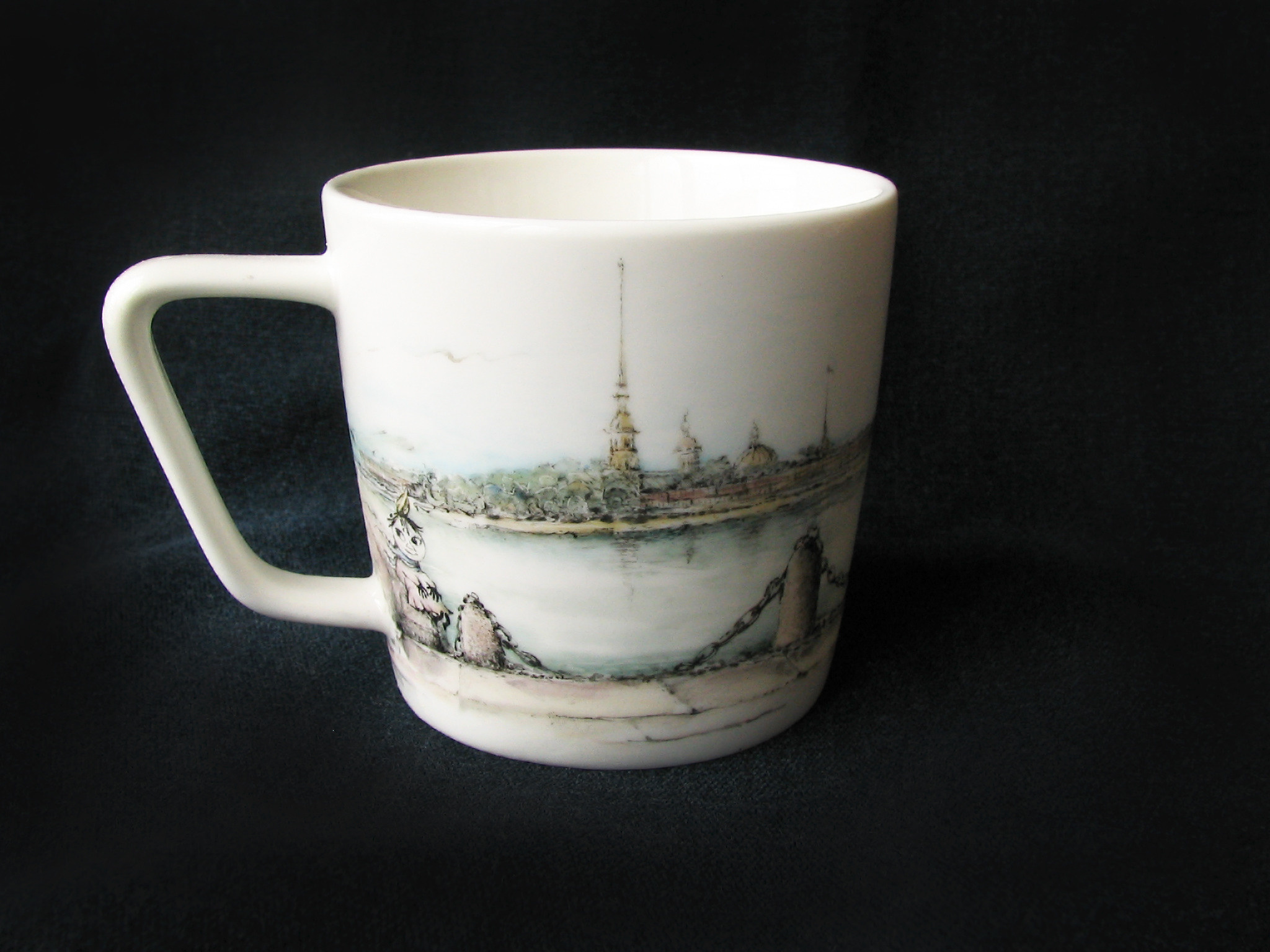 Надглазурная роспись по фарфору. Санкт-Петербург. Муми-Тролль