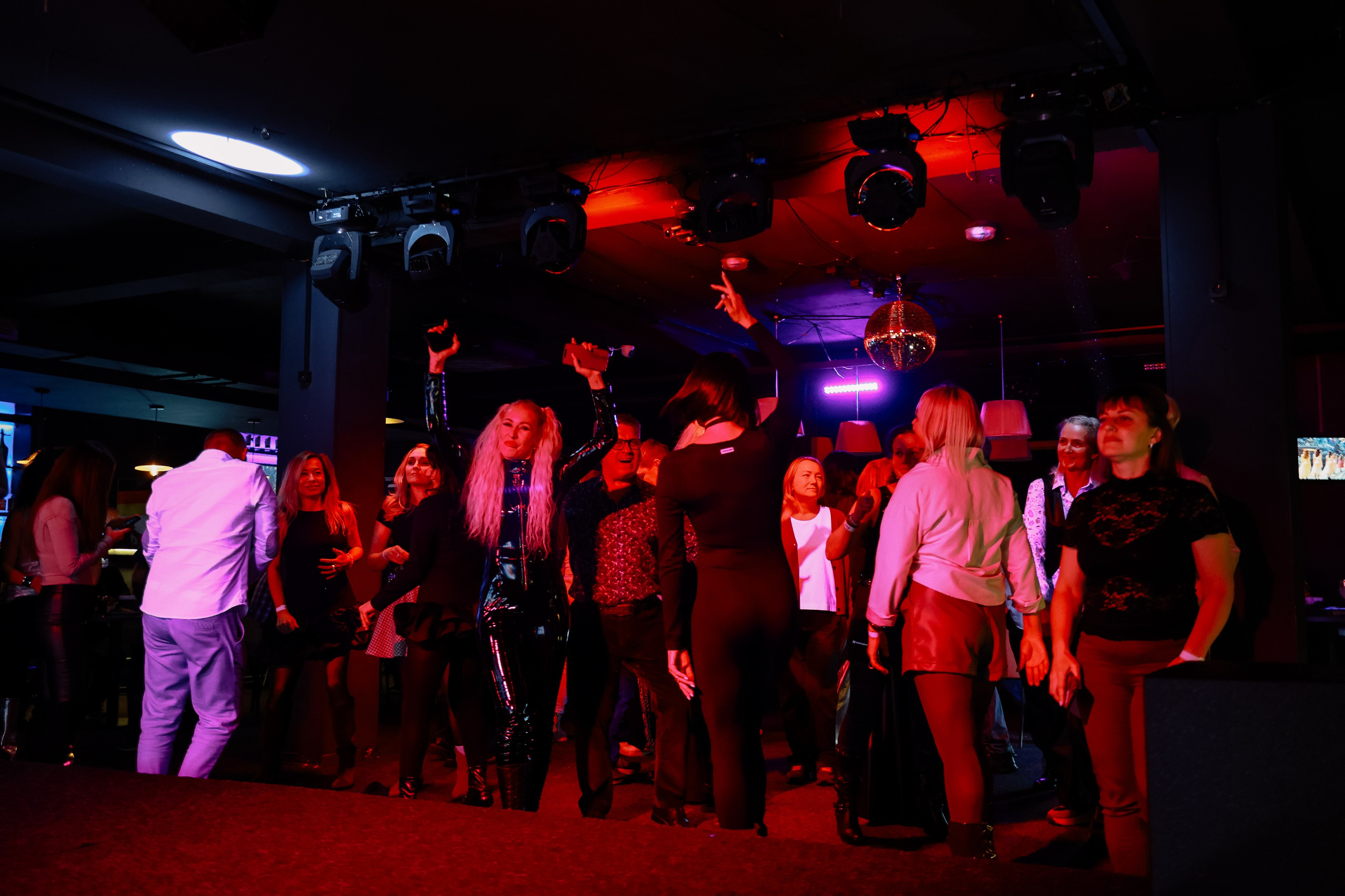 Дискотека под хиты 2000 в Истории. Фотограф Юлия Мальцева