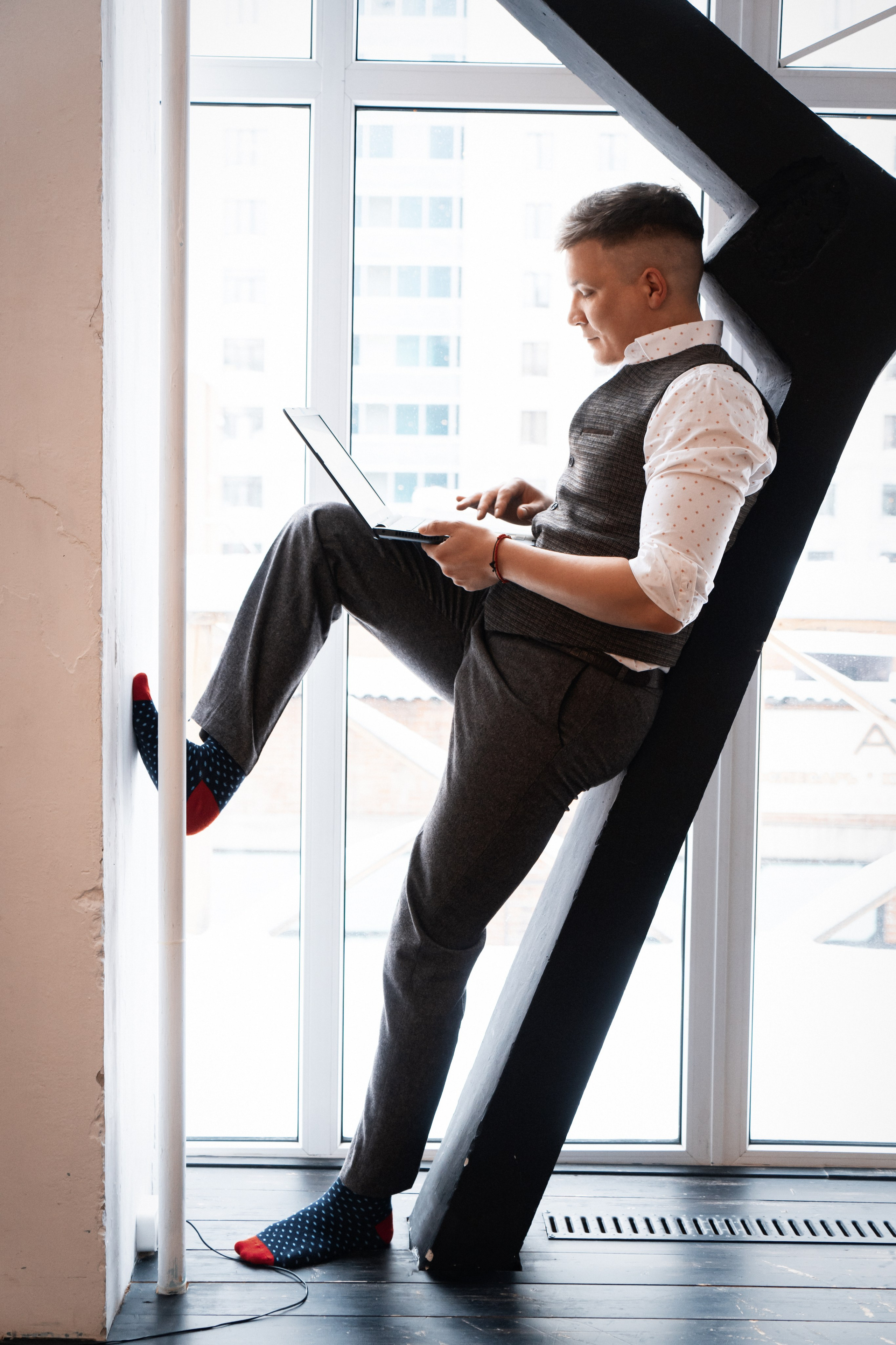 Деловые Портреты женщин и мужчин. Студийный и Рекламный Фотограф в Екатеринбурге Сергей Минин