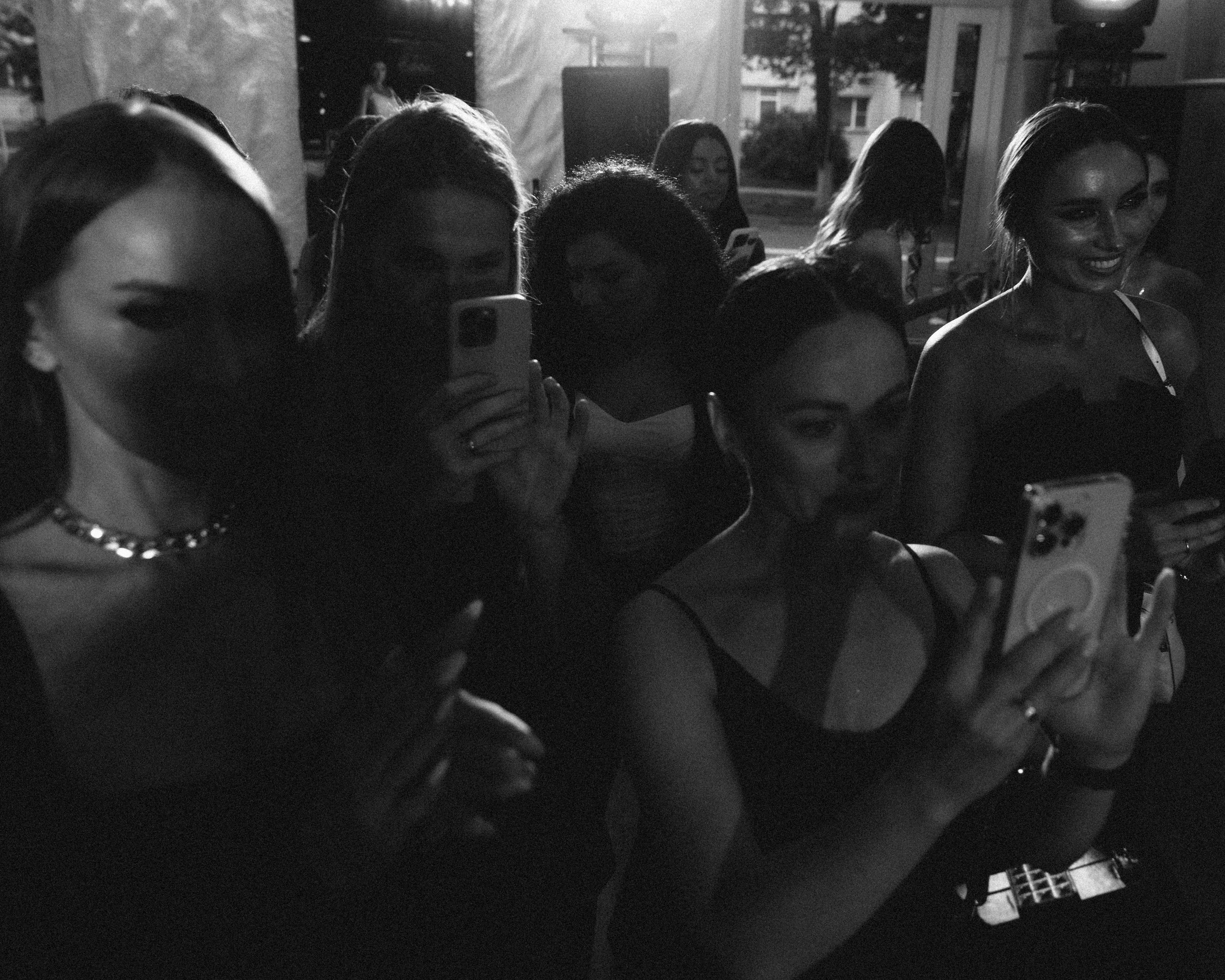 Открытие свадебного салона VISHA. Свадебные фотографы в Гомеле и Минске Сергей и Анастасия Фещенок