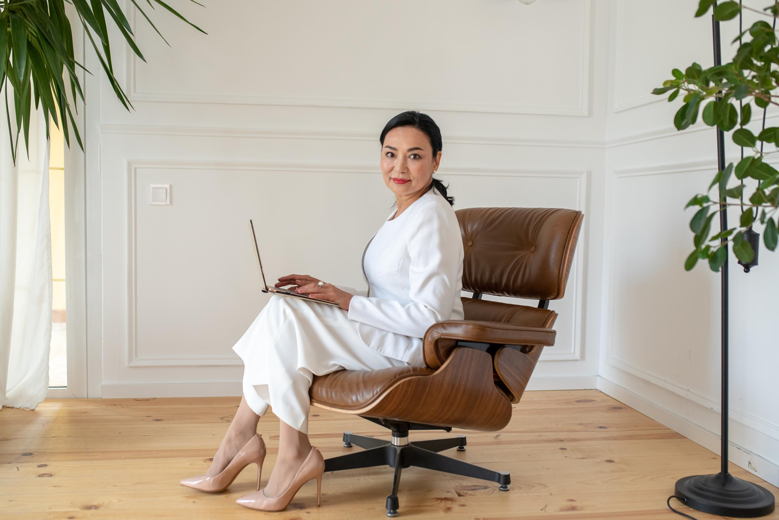 Коуч Аида Шынбекова. Марина Марсо. Автор т-игр, коуч, профессиональный фотограф