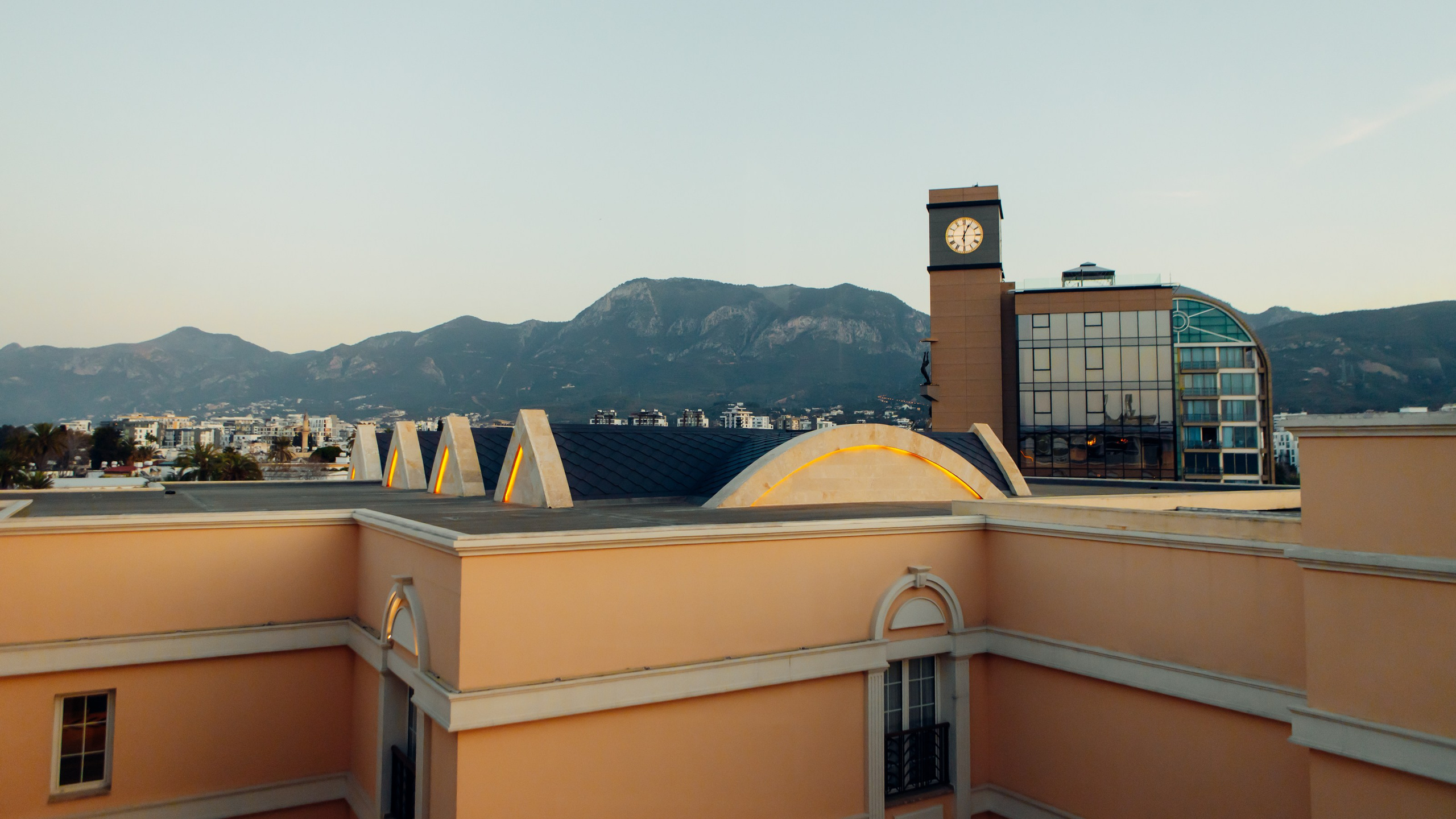 W.Talks. Photographer in Batumi, Georgia Pavel Sharnikov