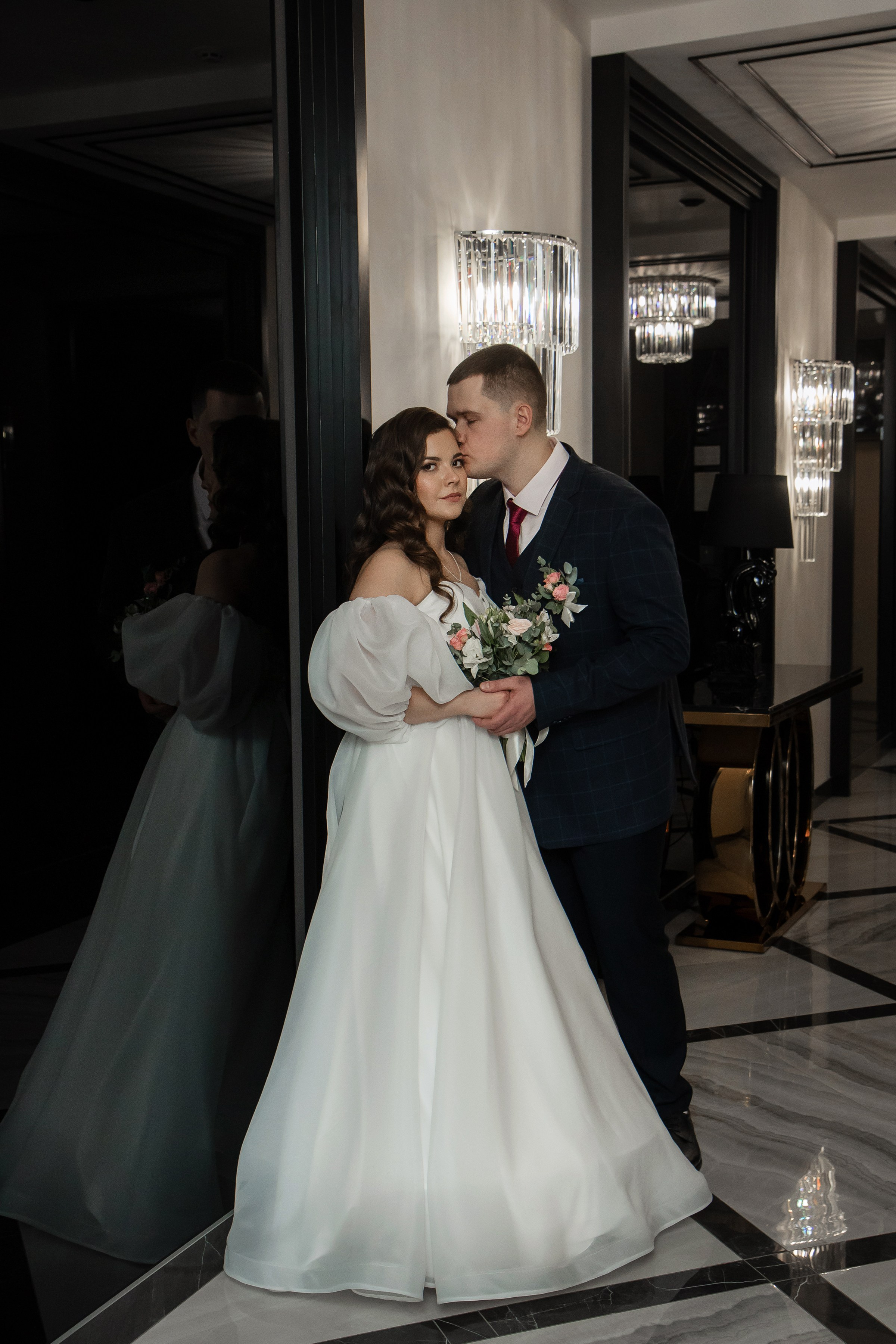 В отеле. Главная