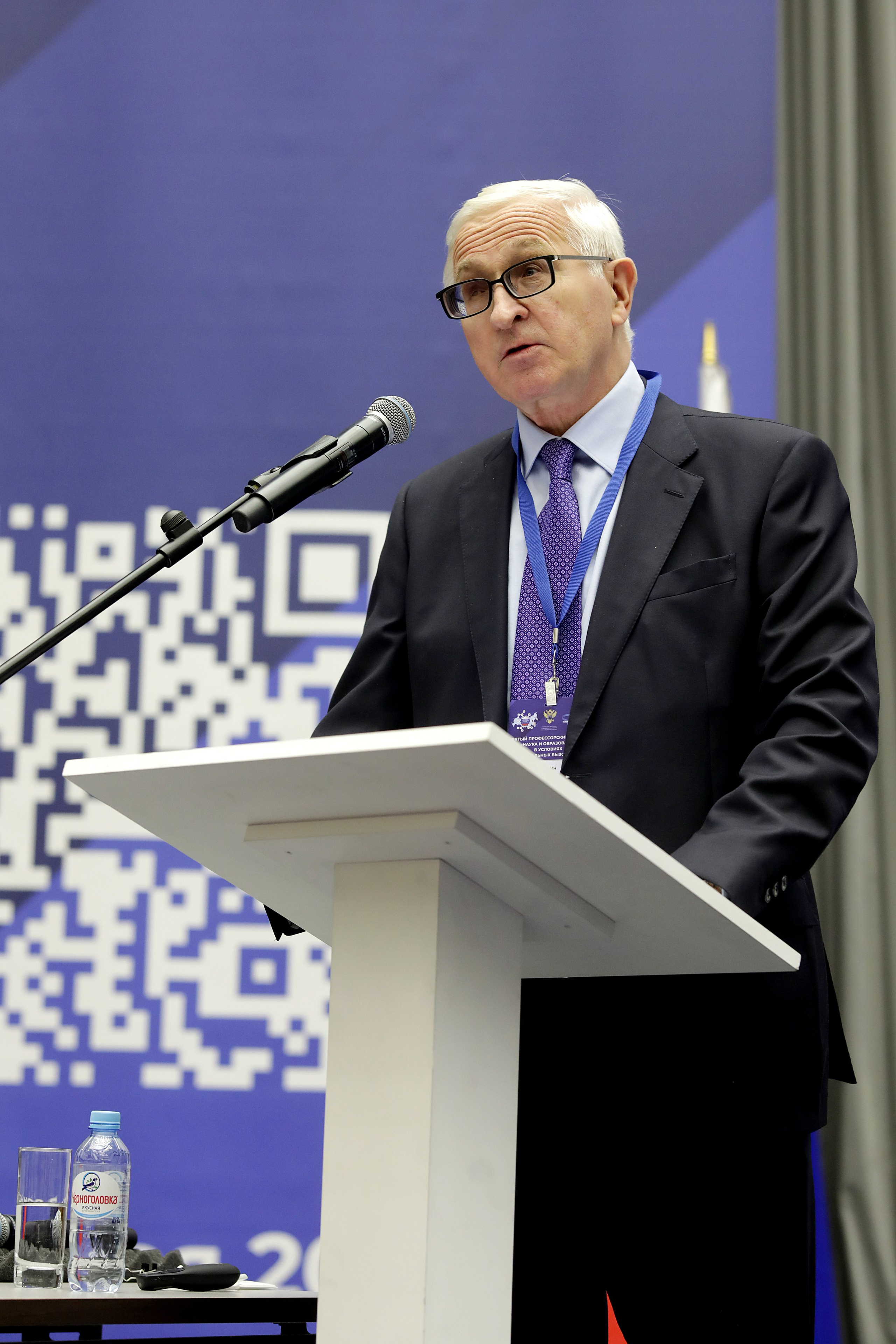 Всероссииский съезд ученых Российской федерации. Art photographer Nino