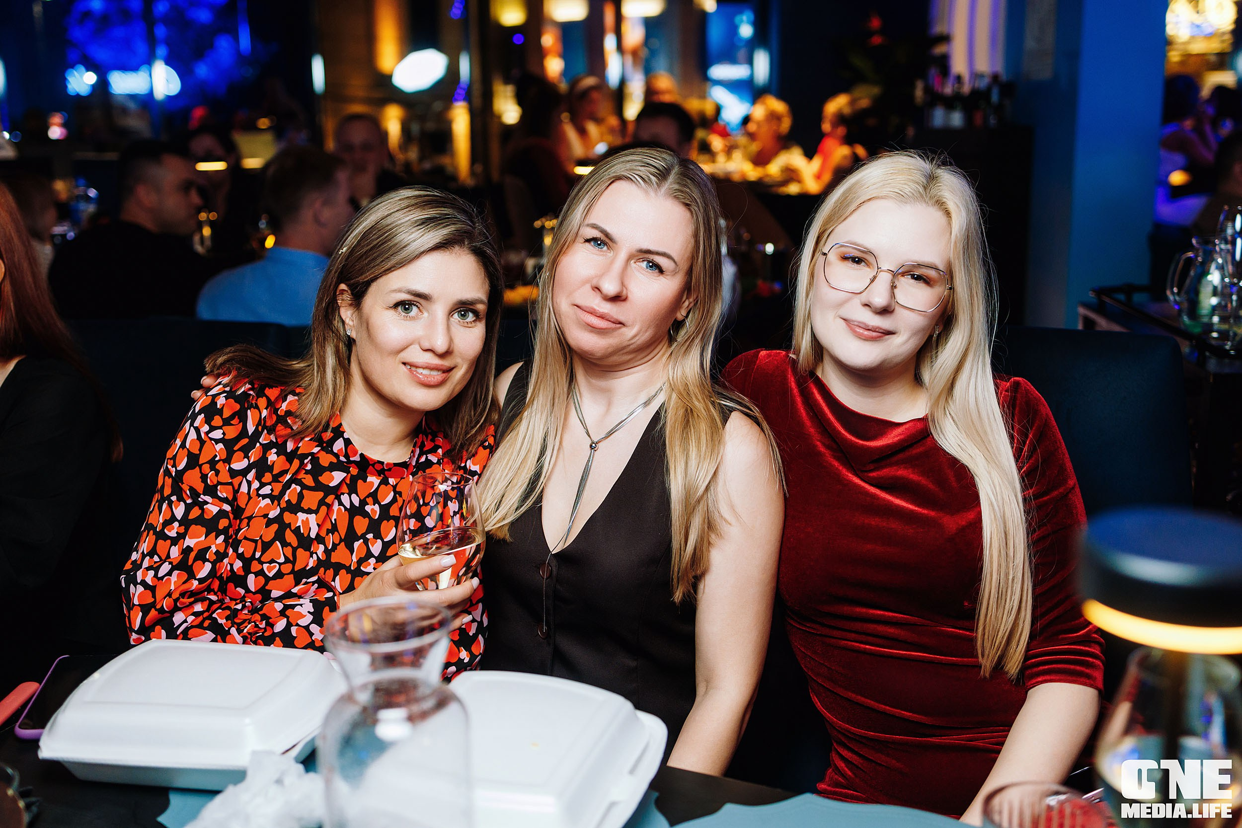 Фоторепортаж из Океана. One Media Life: фоторепортажи, фотоотчеты с мероприятий и заведений