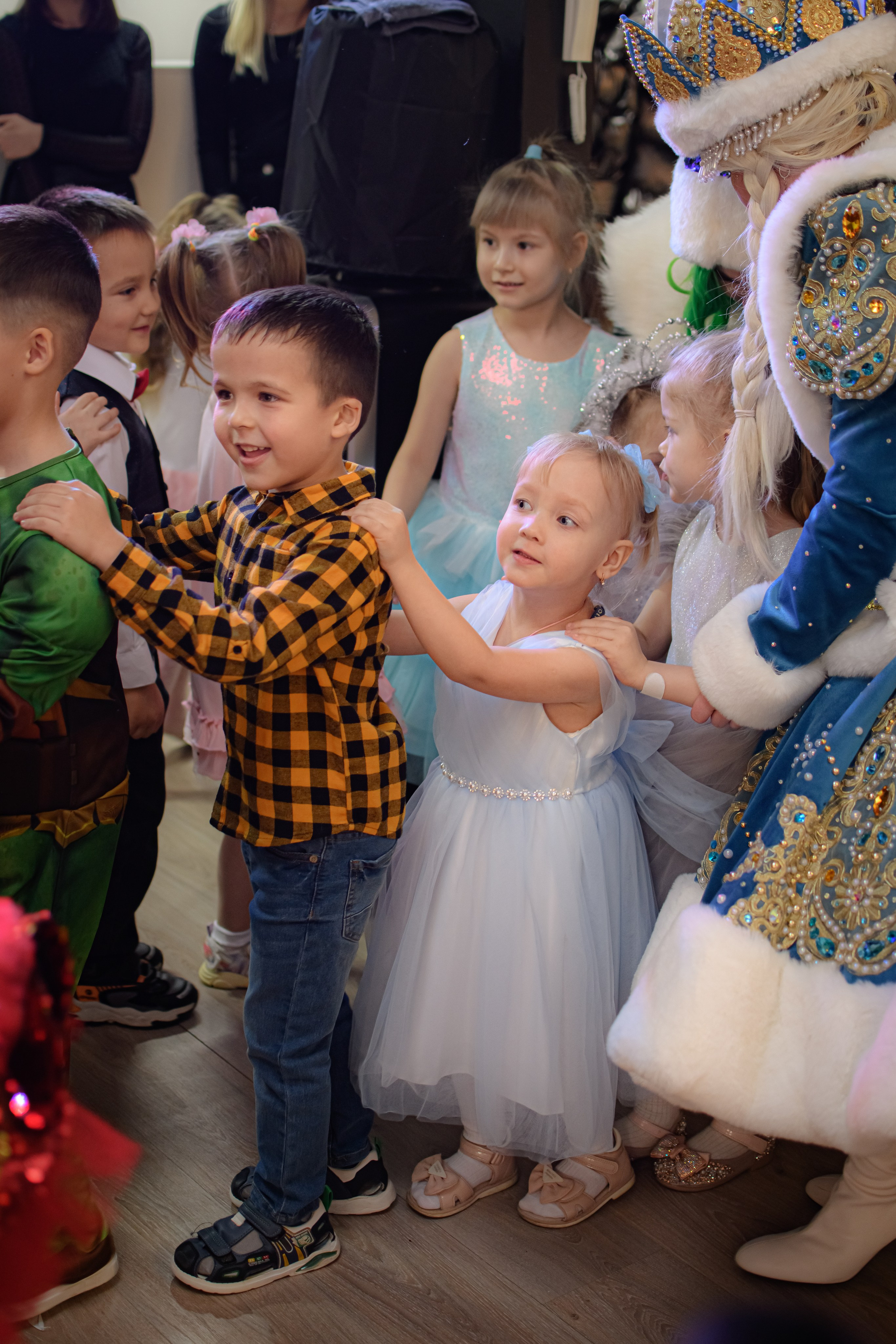 HAPPY NEW YEAR. Photokarish