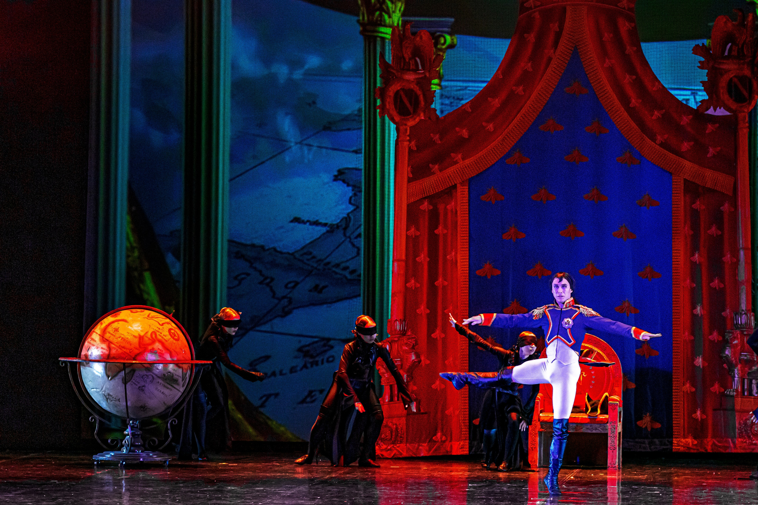 Война и Мир балет Марийского театра оперы и балета на сцене Зимнего театра г. Сочи премьера. Фотограф в Сочи Юрий Шептаев