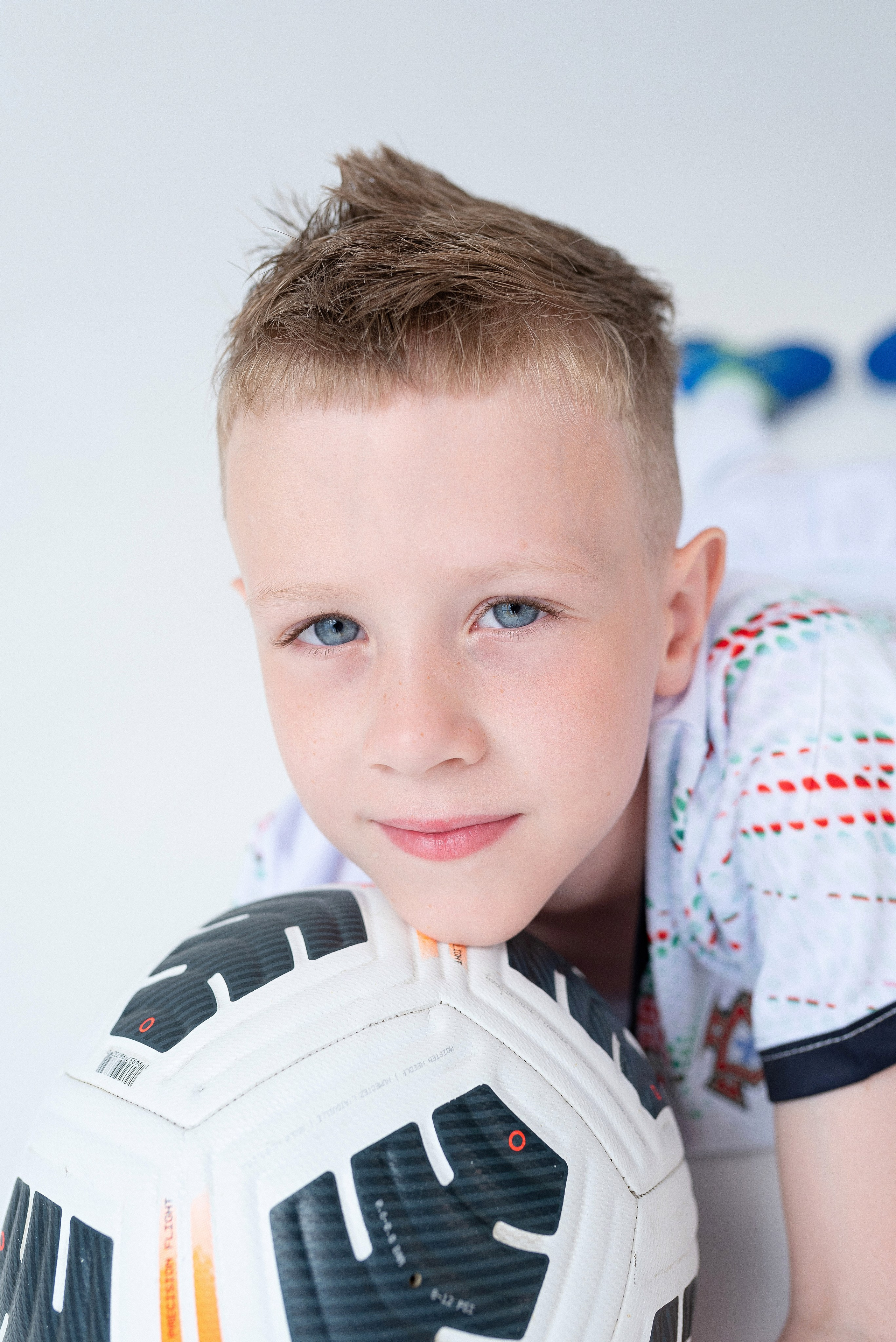 Ярику 7 лет. Детский и семейный фотограф в Сургуте и Нефтеюганске Анна Старцева