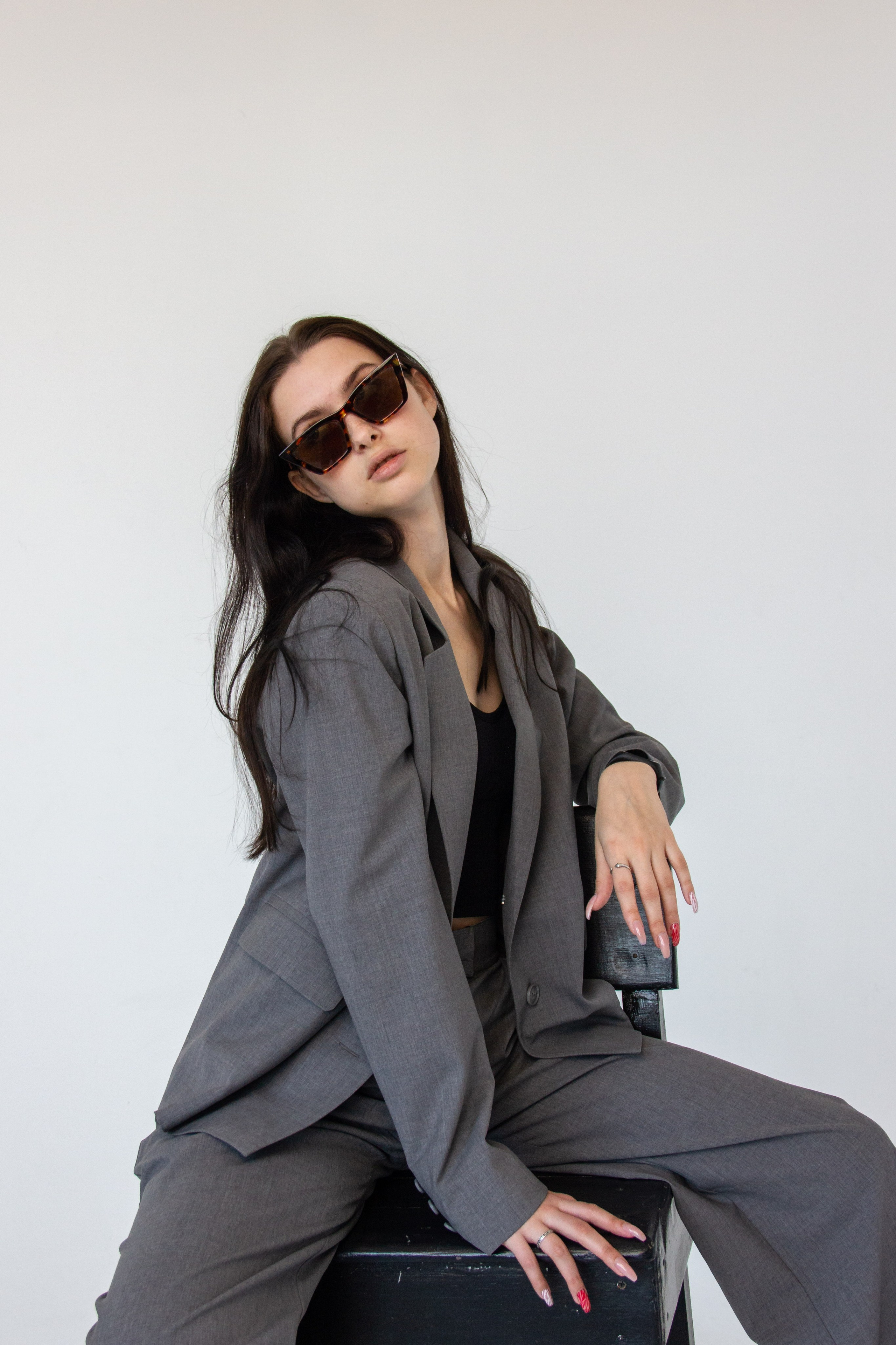 Диана, 42-44 р-р, 171. KED Production — продакшн из СПб. Создаём фото, видео и контент, который помогает брендам и селлерам продавать больше