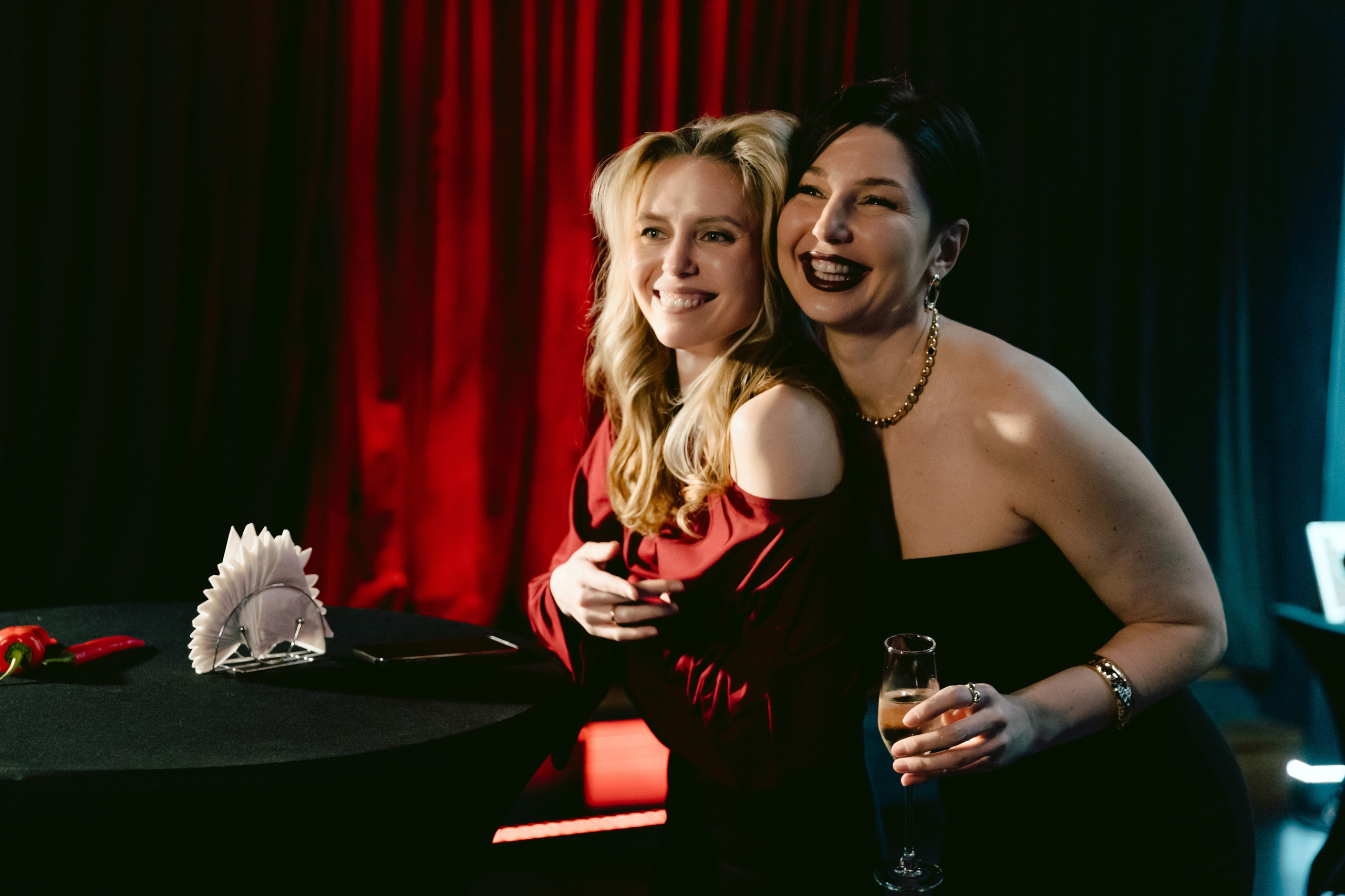 ДЕВИЧНИК С ПЕРЧИКОМ. Свадебный фотограф в Москве Алексей Логинов