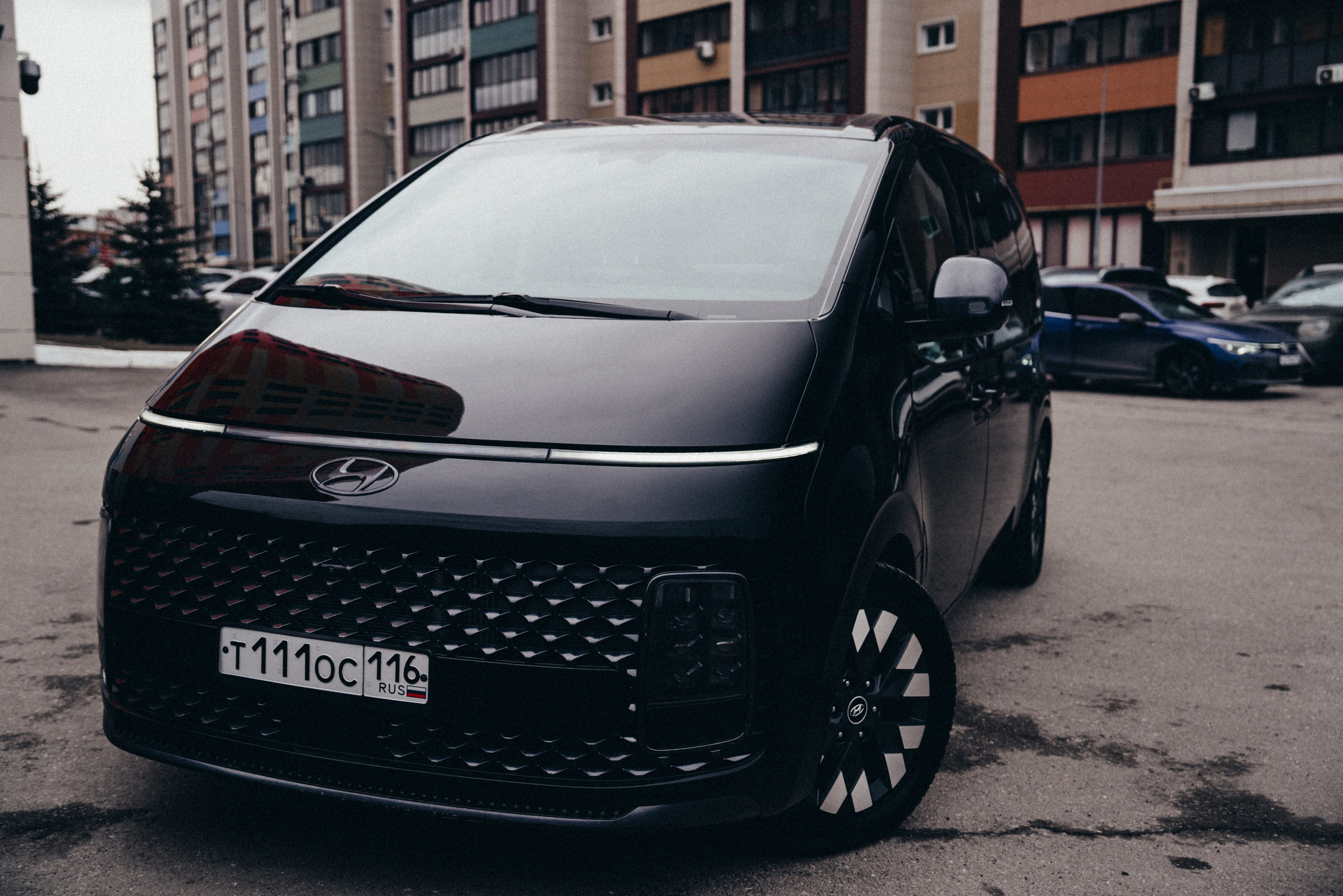 Hyundai Staria. Идеальные портреты для соцсетей — Фотограф Ленар