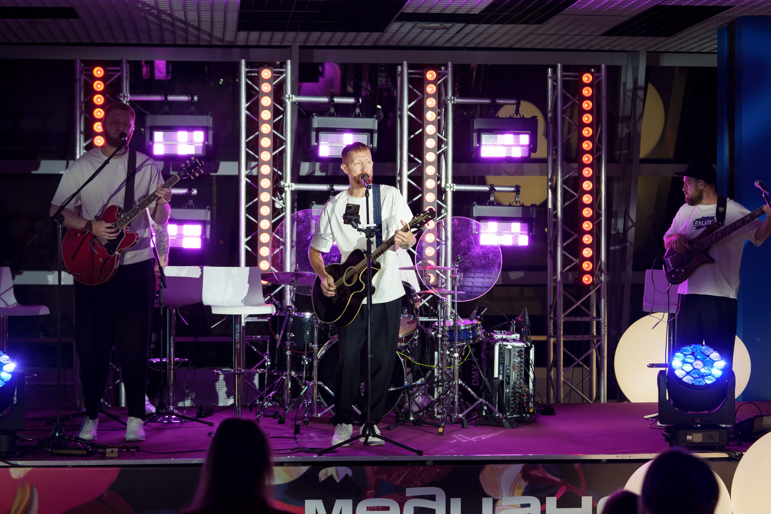 МЕДИАНОЧЬ 2024. Репортажный фотограф Красноярск Алекс Чампакхам