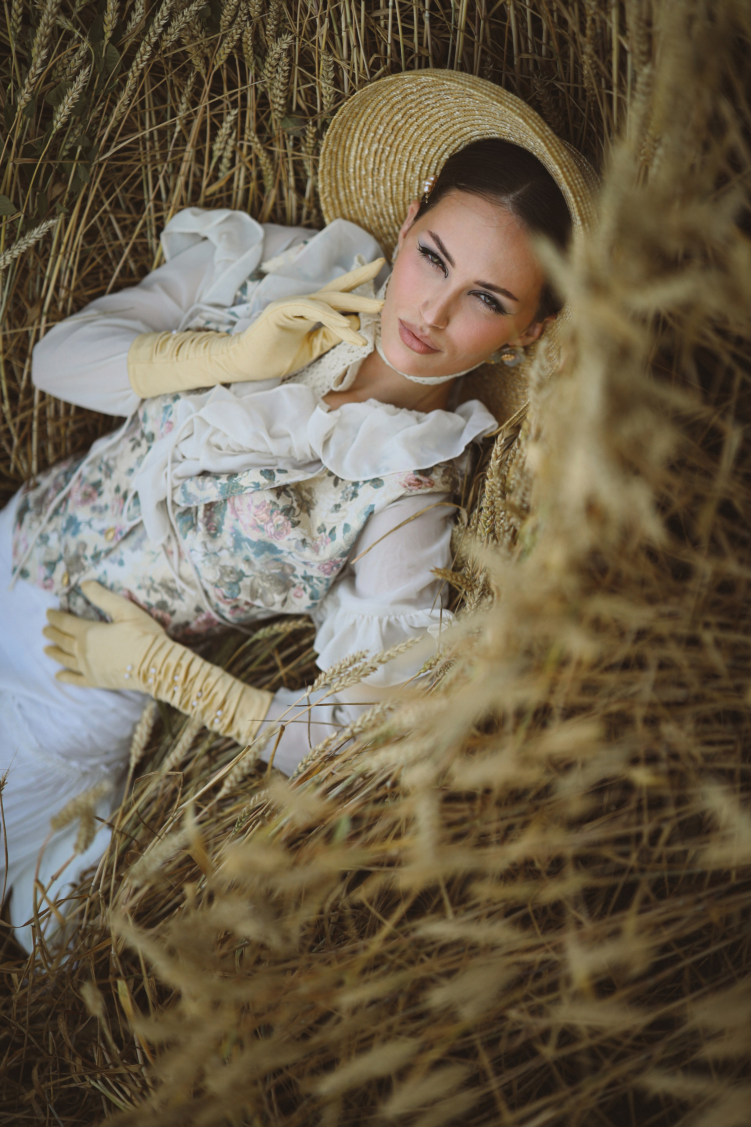 Фотосессия в поле. Свадебный и семейный фотограф в Абхазии Жанна Соснина