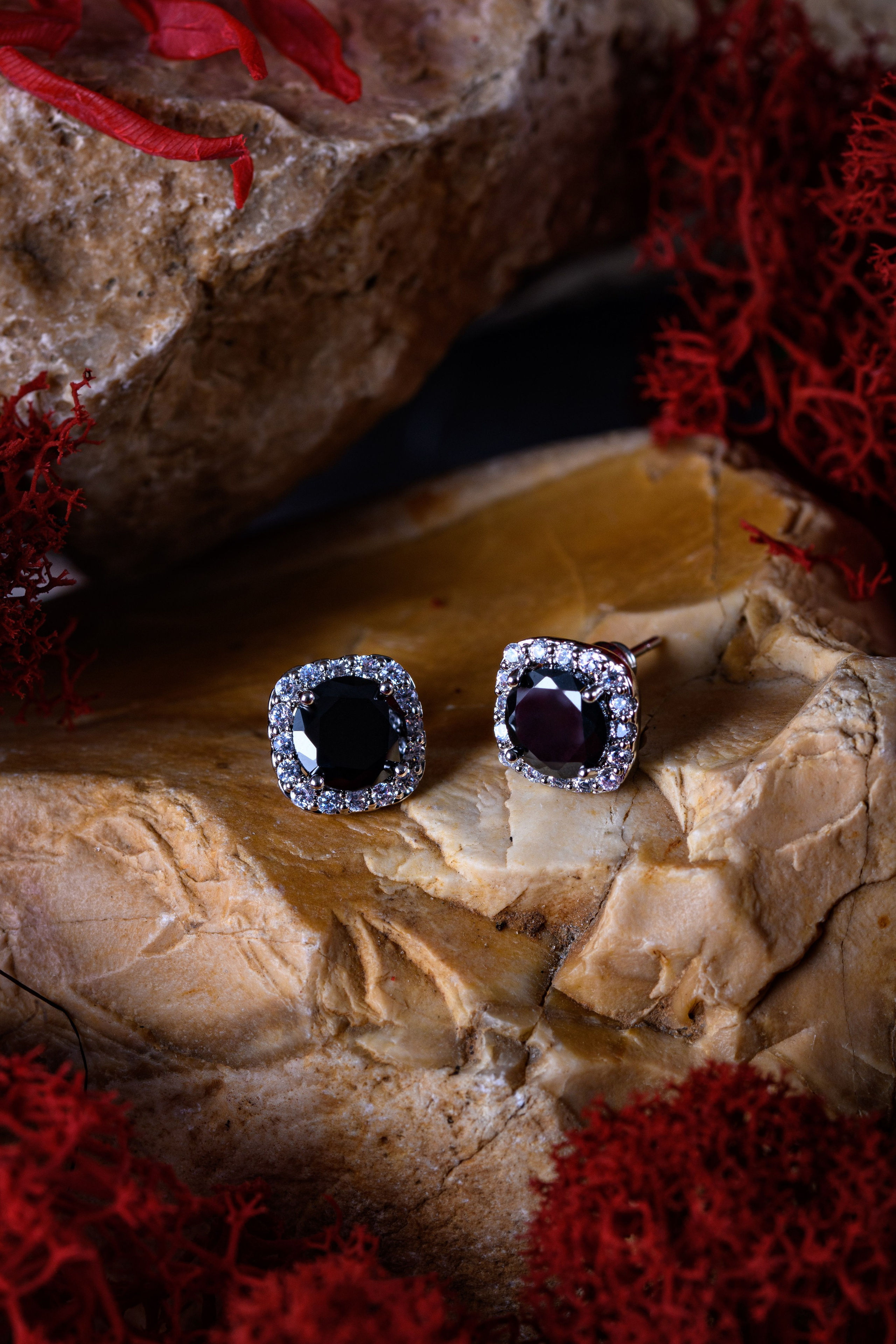 Имиджевая, концептуальная предметная фотосъёмки. Предметный, рекламный, ювелирный фотограф в Москве