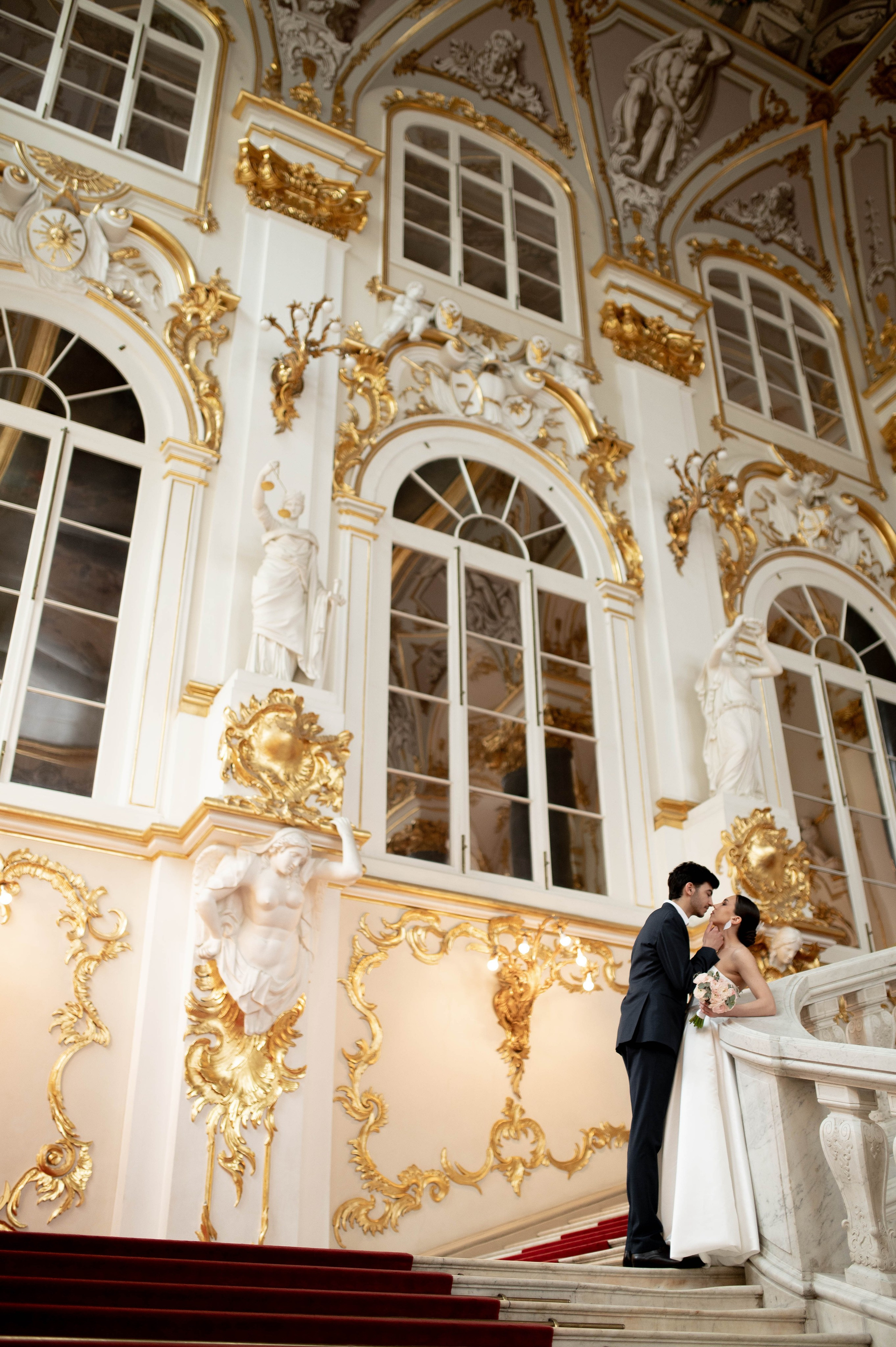 O&V | HERMITAGE. Лайфстайл фотограф в Санкт-Петербурге — Вера Целикова