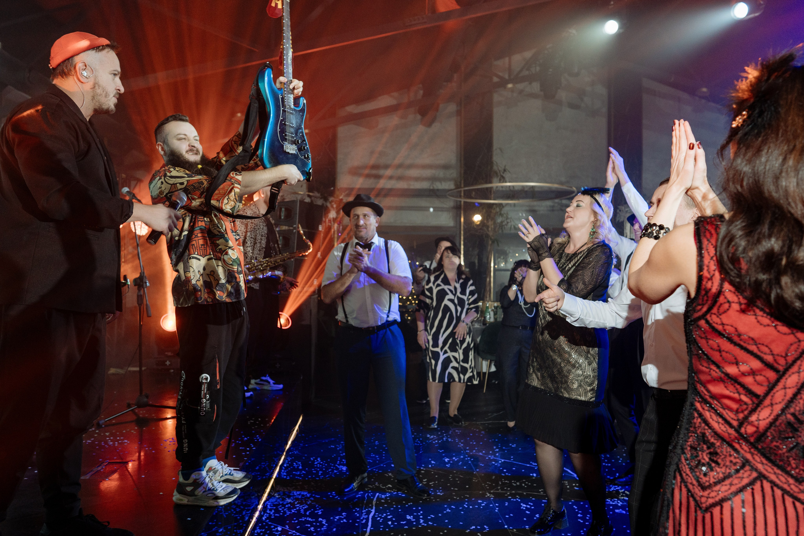 Альбион Тур