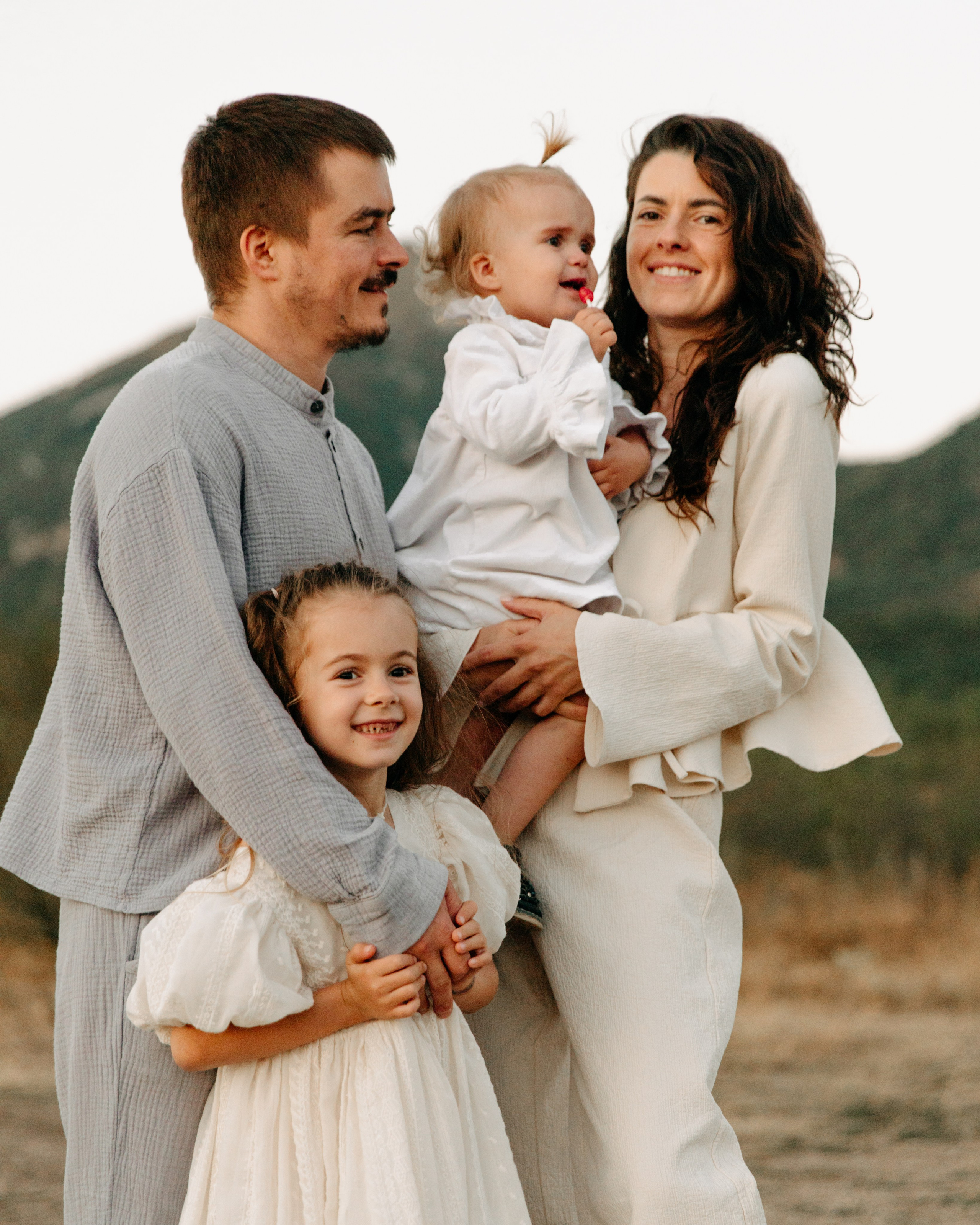 Ксюша и Кирилл с малышками. Портфолио