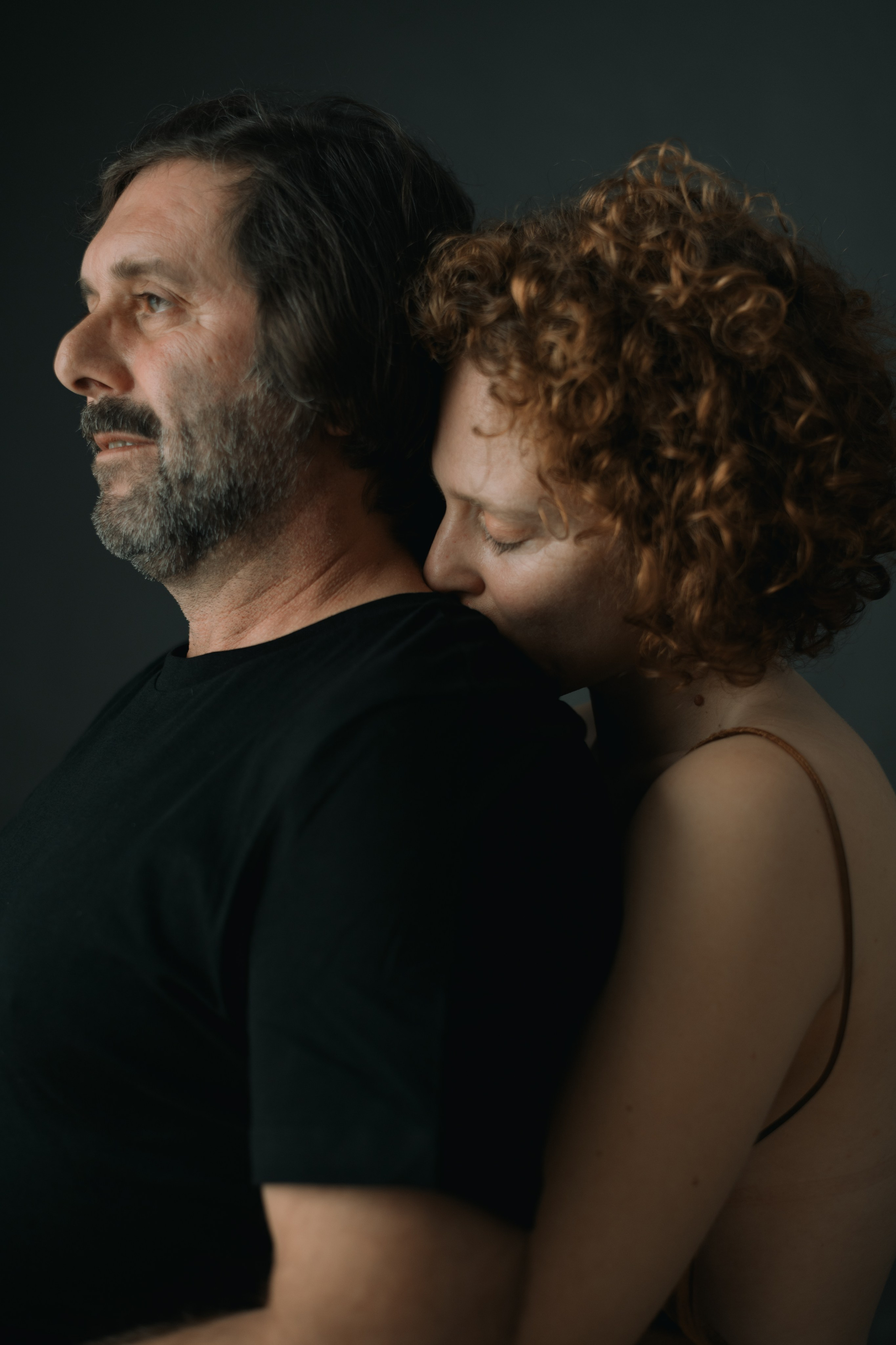 ANA and PEDRO. Studio. Anastasiia Antoniuk portrait, family and couple photographer, Portugal