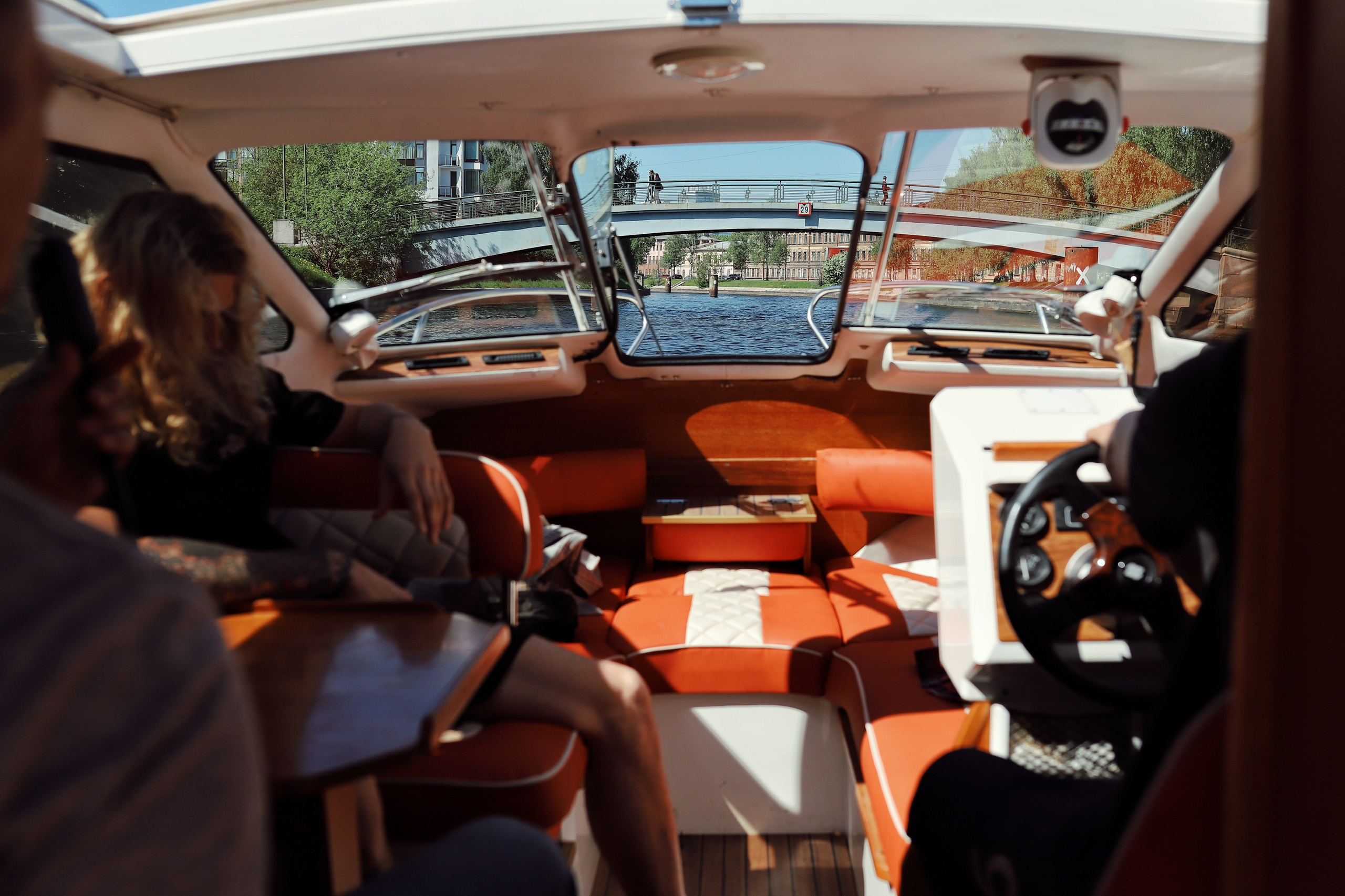 Съемка на воде. Фотограф и видеограф в Санкт-Петербурге