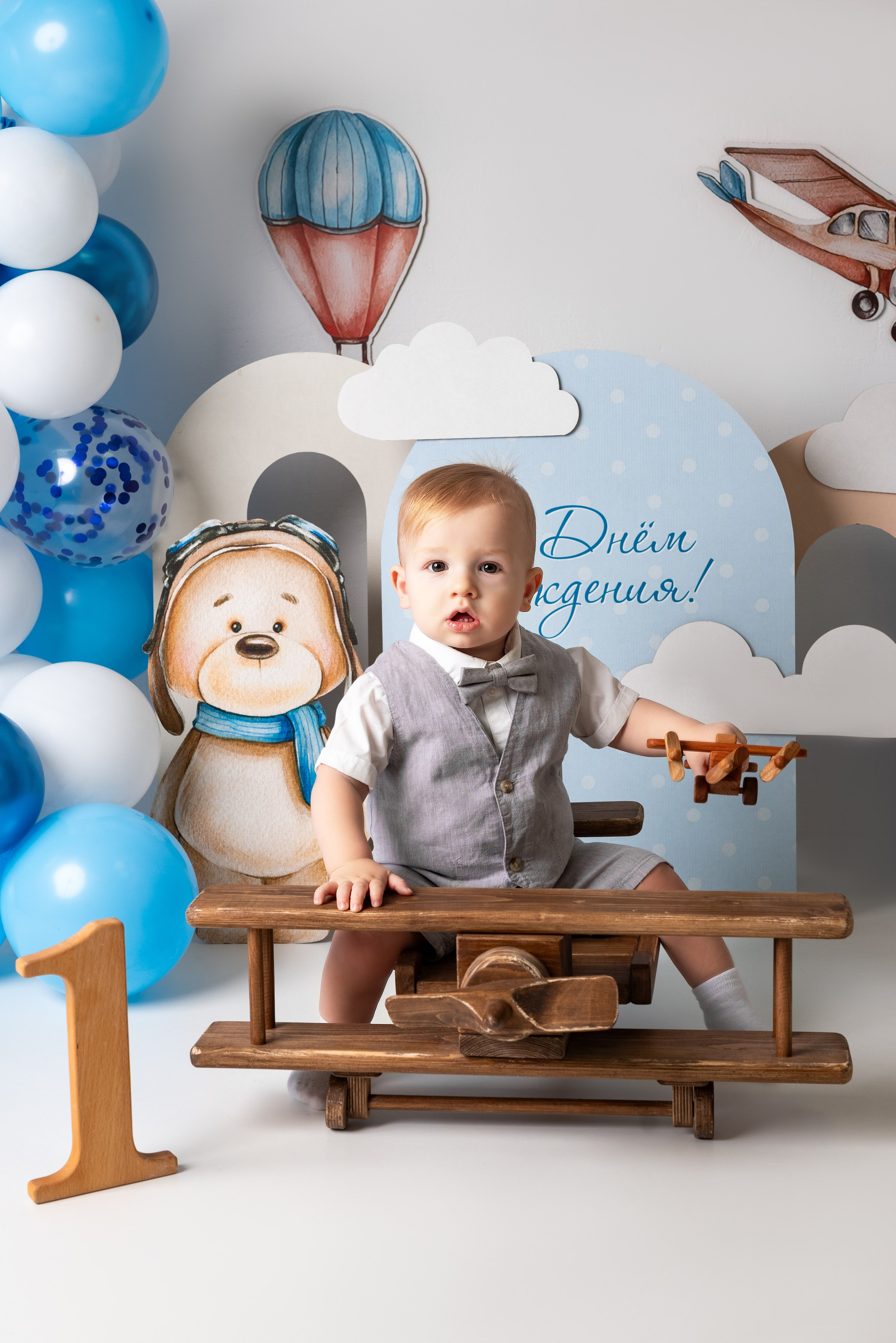 Фотосессия годовасия с купанием. Фотограф новорожденных в Норильске Виктория Шагалиева