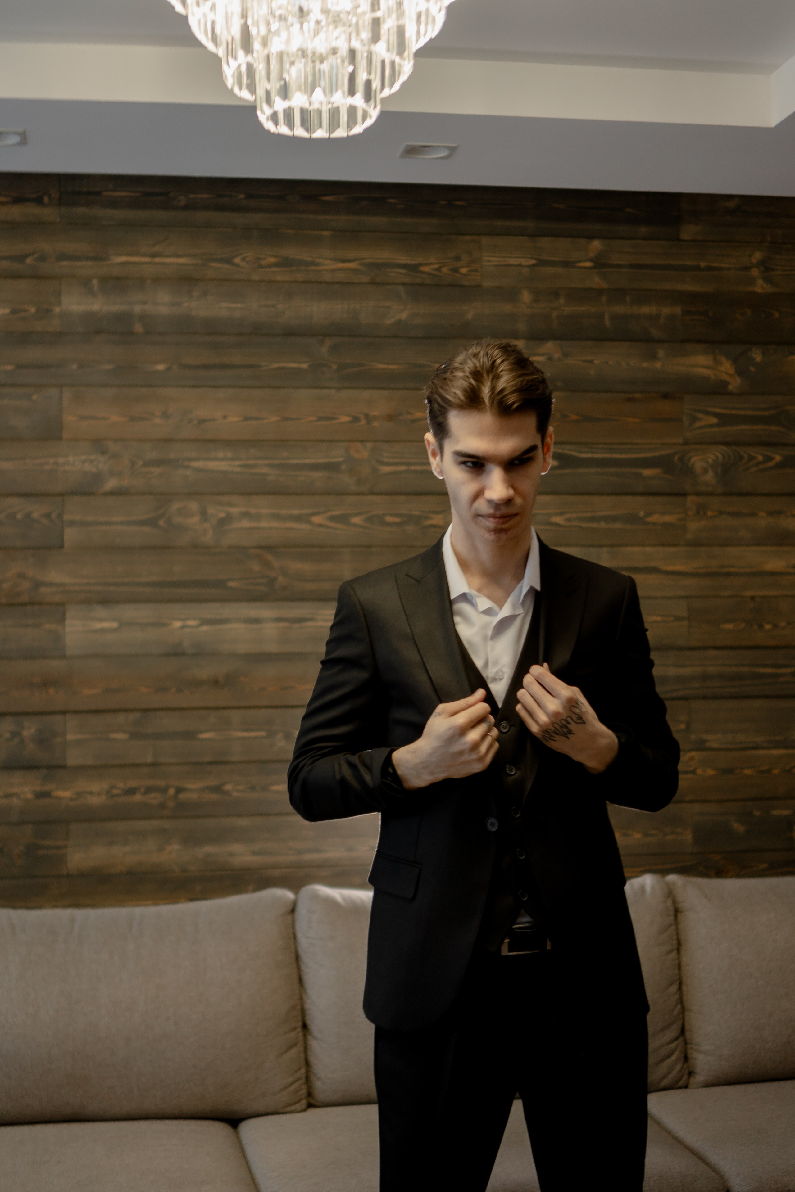 СВАДЕБНАЯ СЬЕМКА СБОРОВ В ОТЕЛЕ И ВЫЕЗД НА ЦЕРЕМОНИЮ (СНЯТО В СИБИРЕ В НИЖНЕВАРТОВСКЕ). Профессиональный фотограф, Санкт-Петербург — Виктория Богомолова